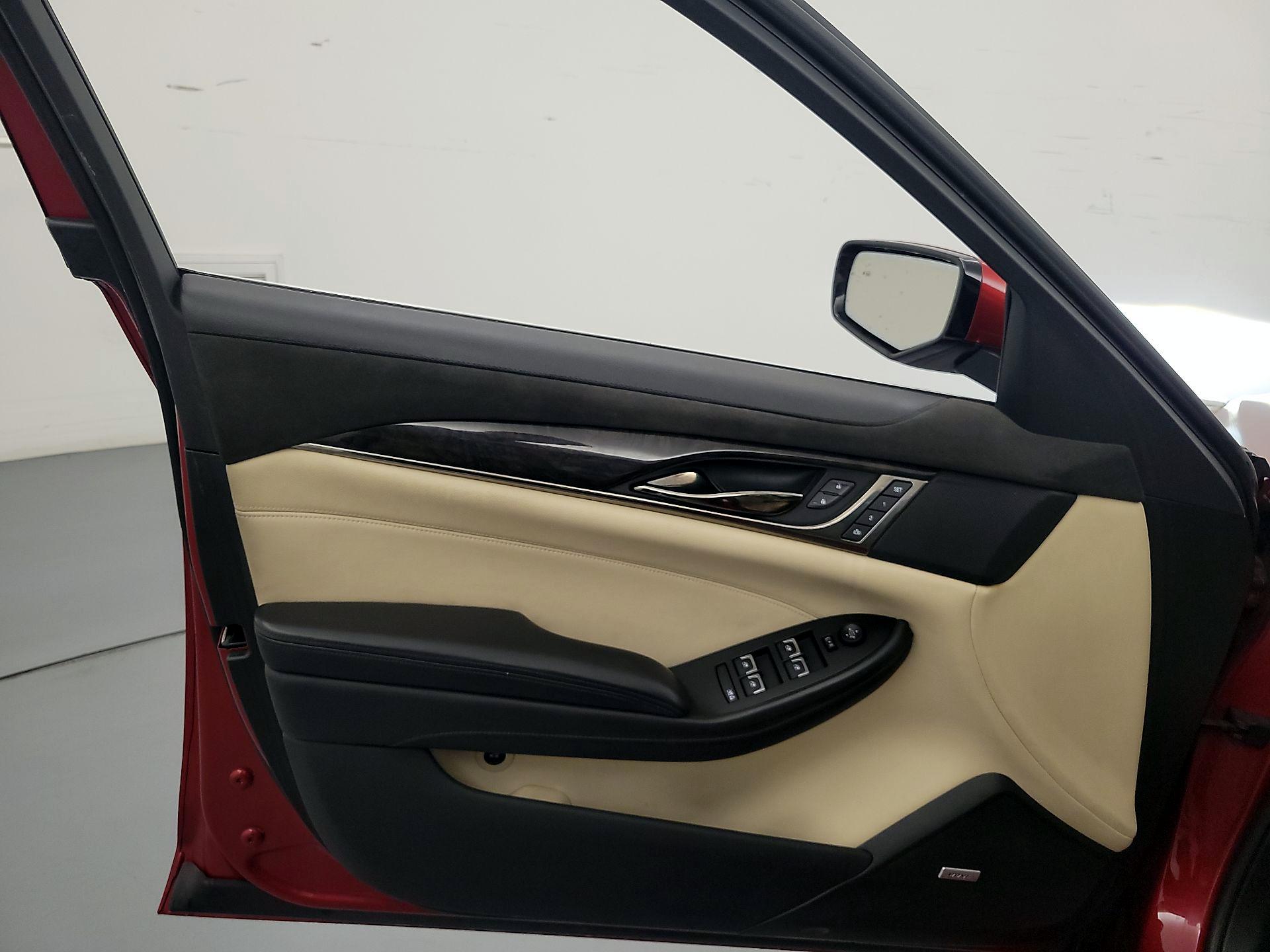 Thumbnail: 2019 Cadillac CTS - 12