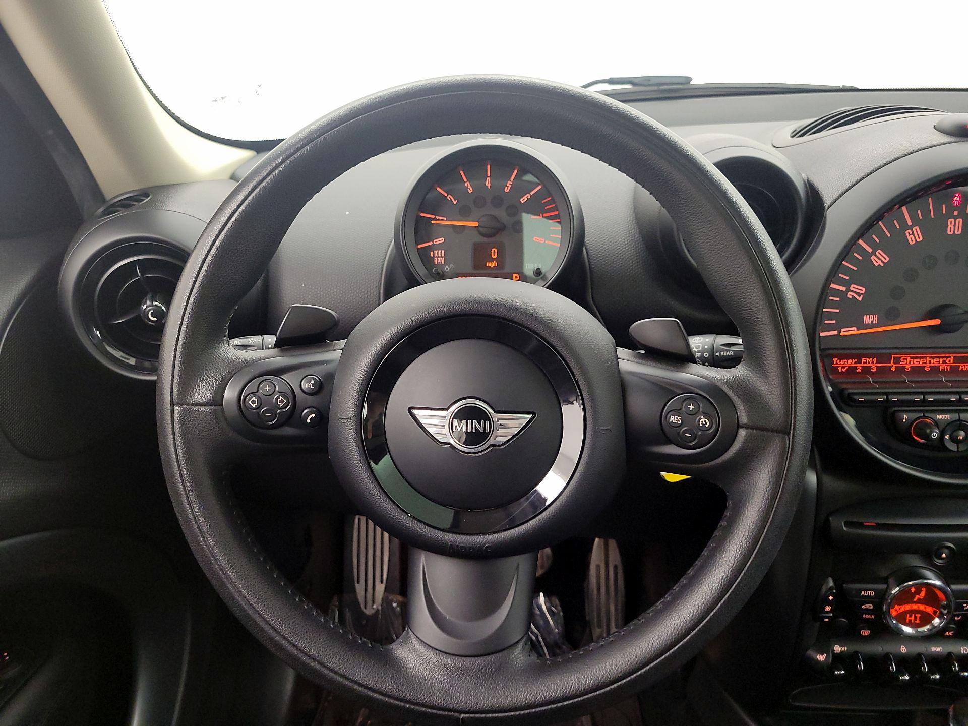 Thumbnail: 2015 MINI Cooper Countryman - 10