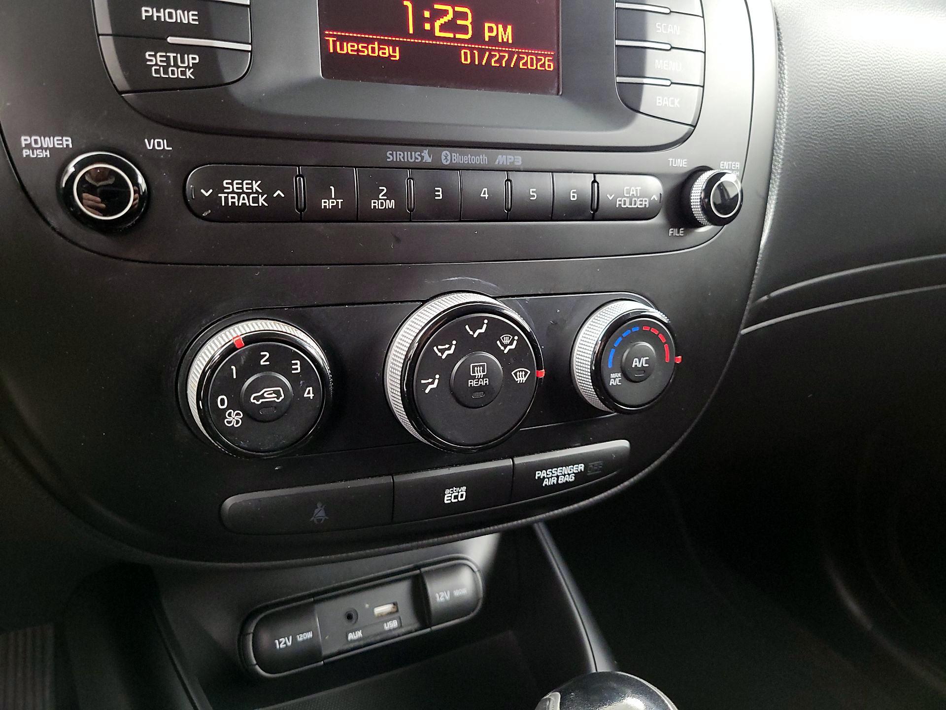 Thumbnail: 2016 Kia Soul - 15