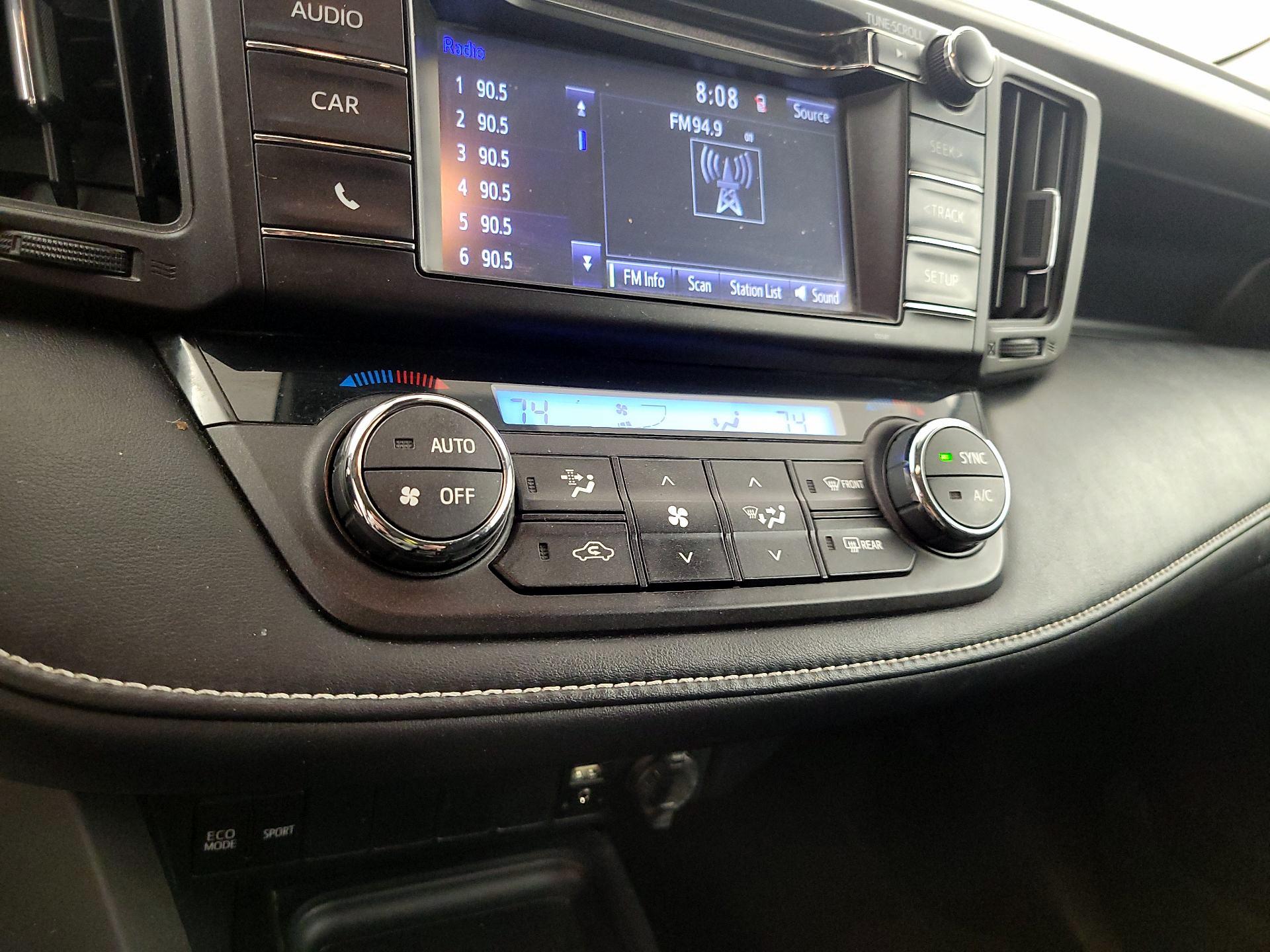 Thumbnail: 2018 Toyota RAV4 - 16