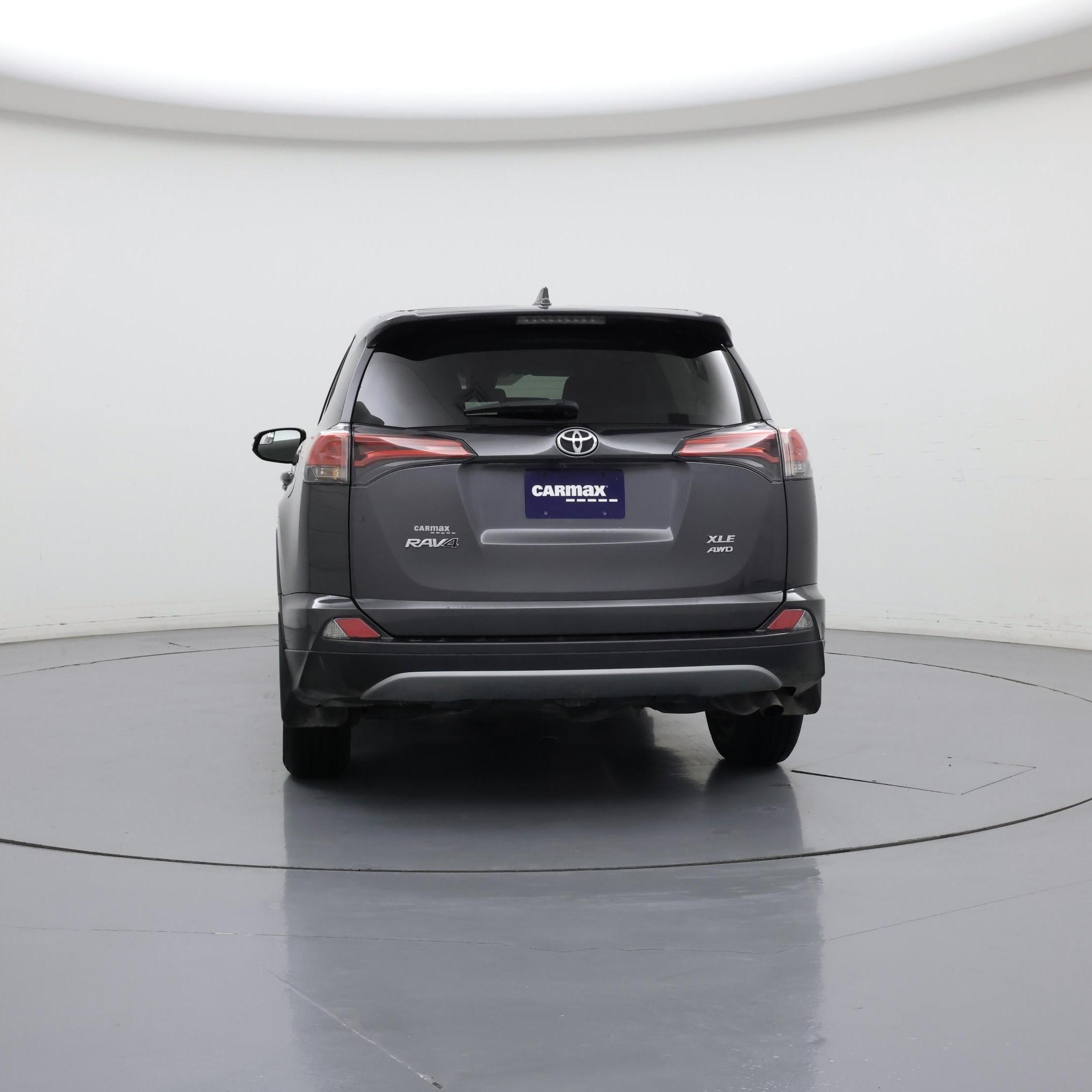 Thumbnail: 2018 Toyota RAV4 - 6