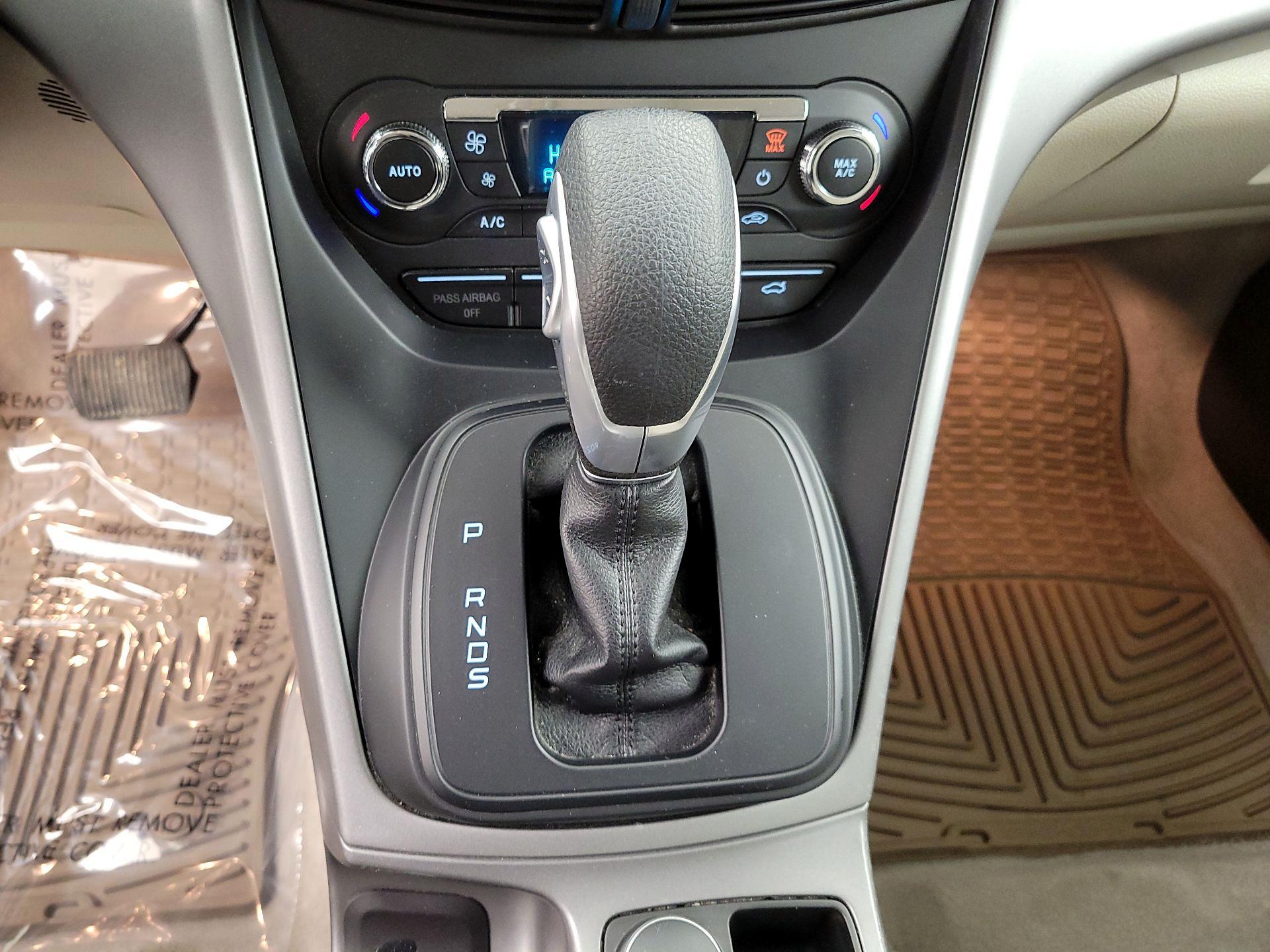 Thumbnail: 2014 Ford Escape - 16