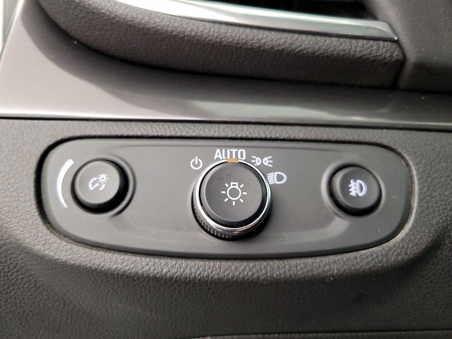 Thumbnail: 2018 Buick Encore - 13