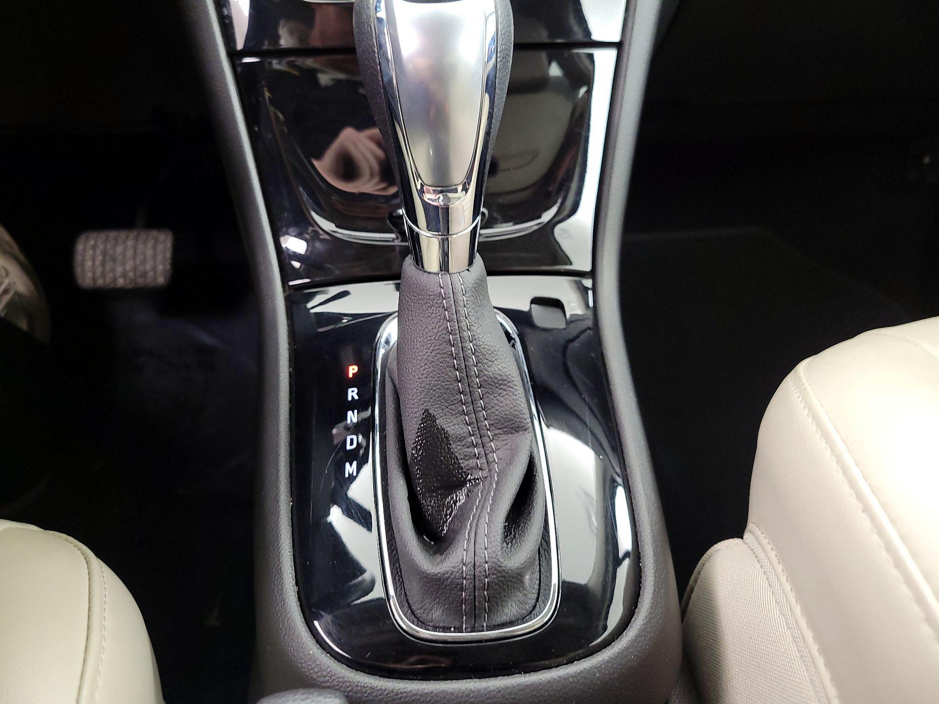 Thumbnail: 2018 Buick Encore - 18