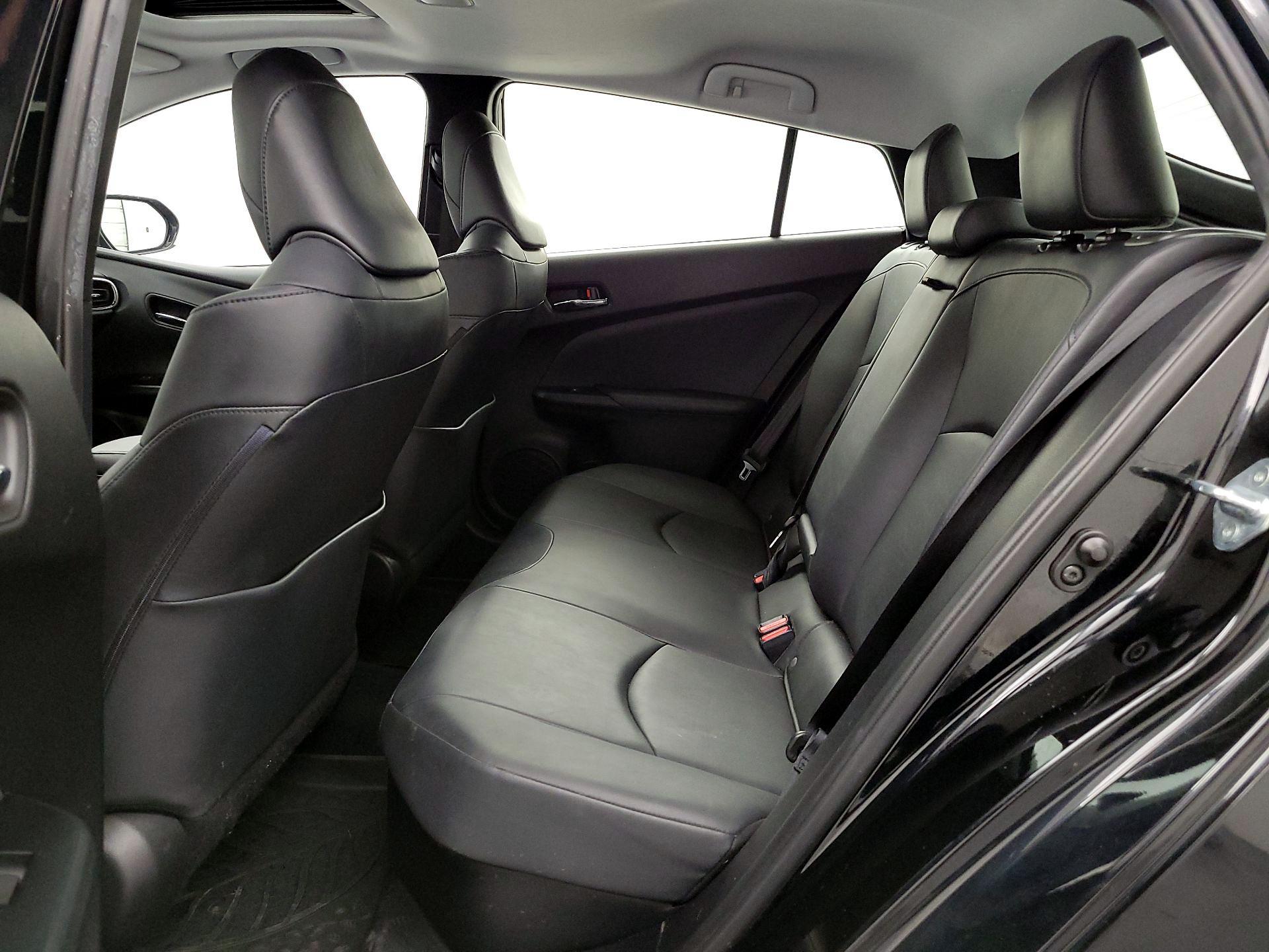 Thumbnail: 2018 Toyota Prius - 20