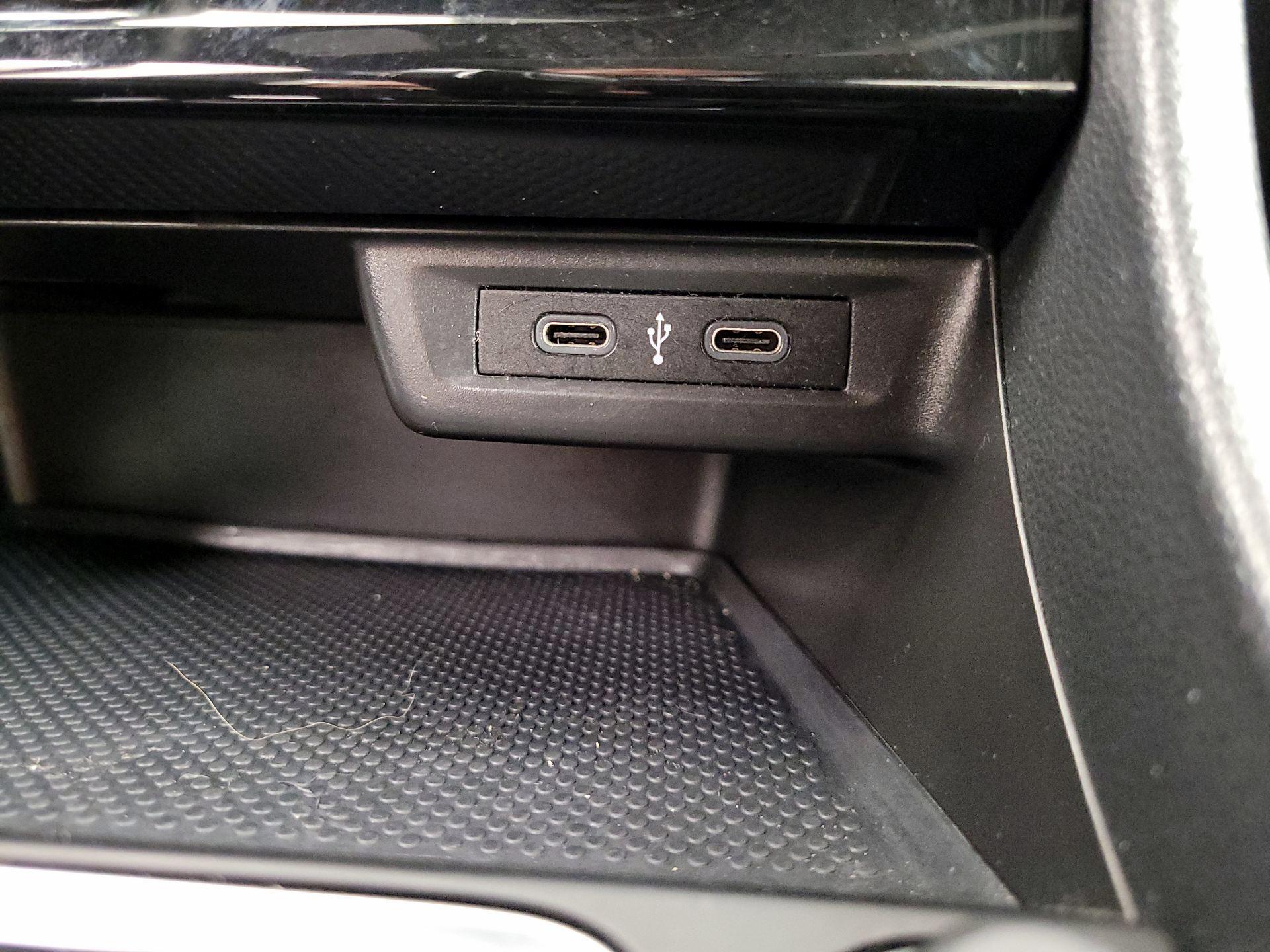 Thumbnail: 2020 Volkswagen Jetta - 18