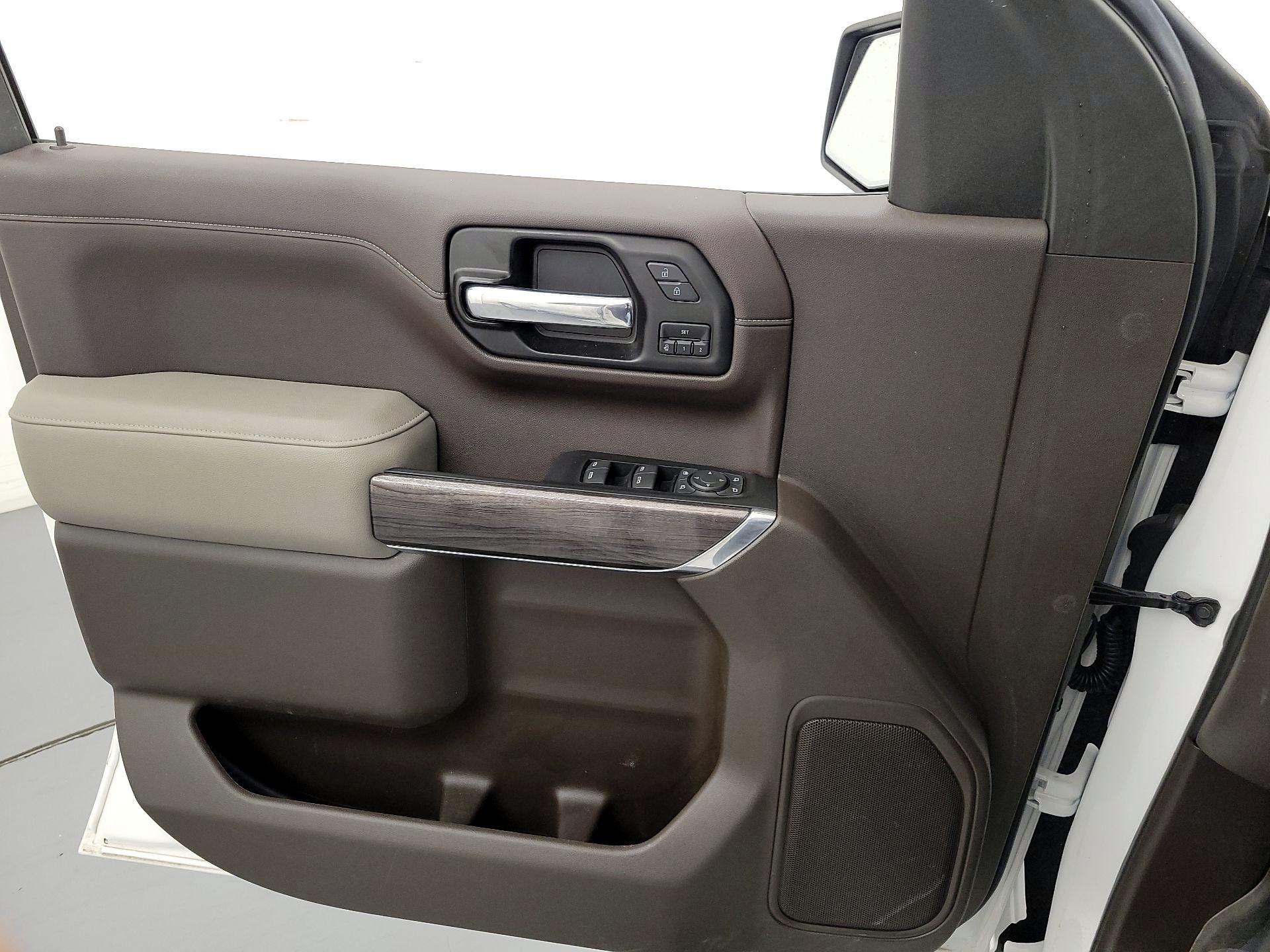 Thumbnail: 2022 Chevrolet Silverado 1500 - 12