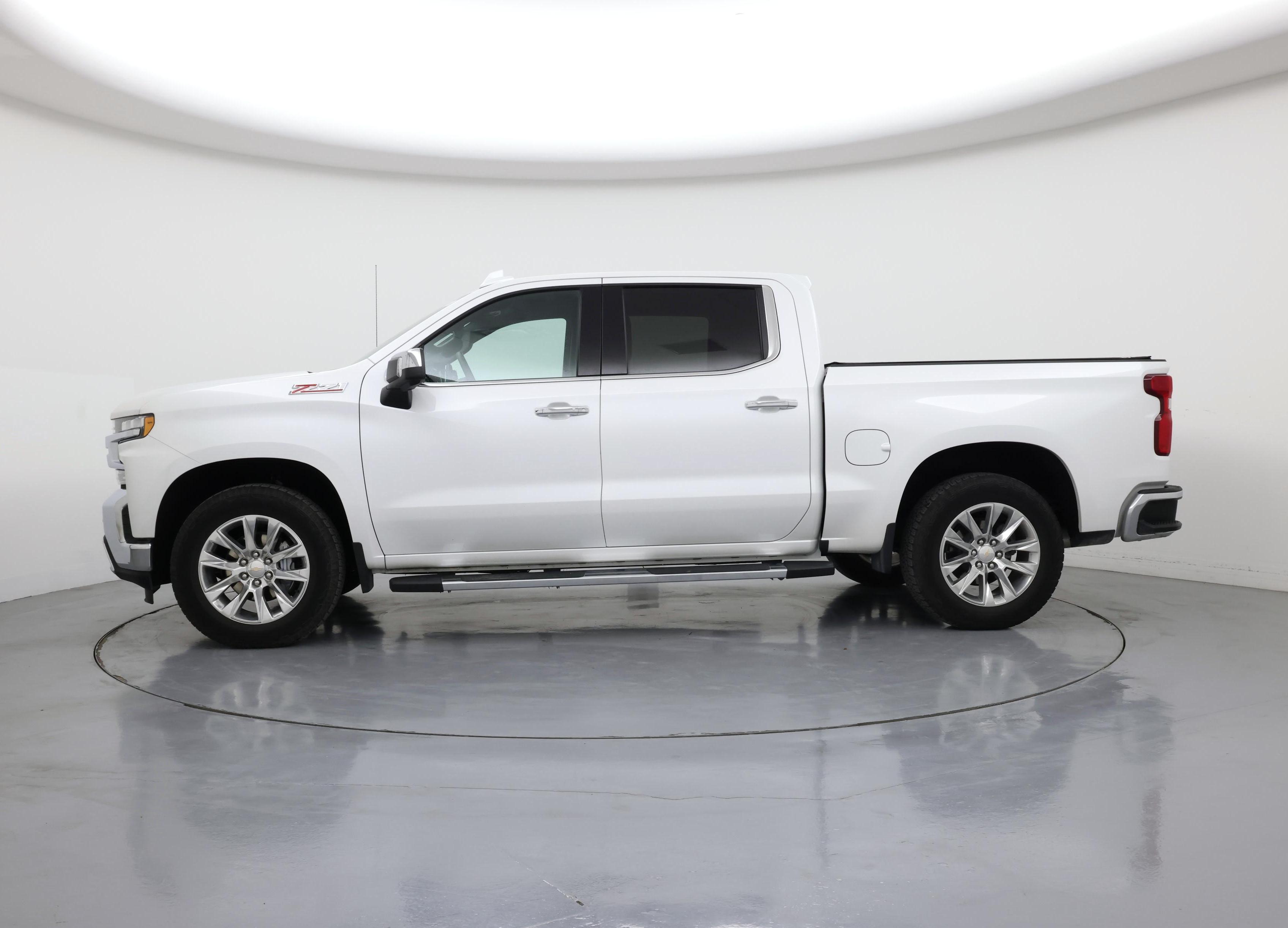 Thumbnail: 2022 Chevrolet Silverado 1500 - 3