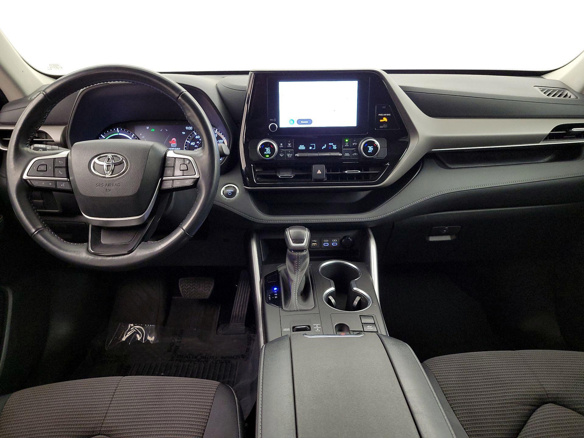 Thumbnail: 2023 Toyota Highlander - 9