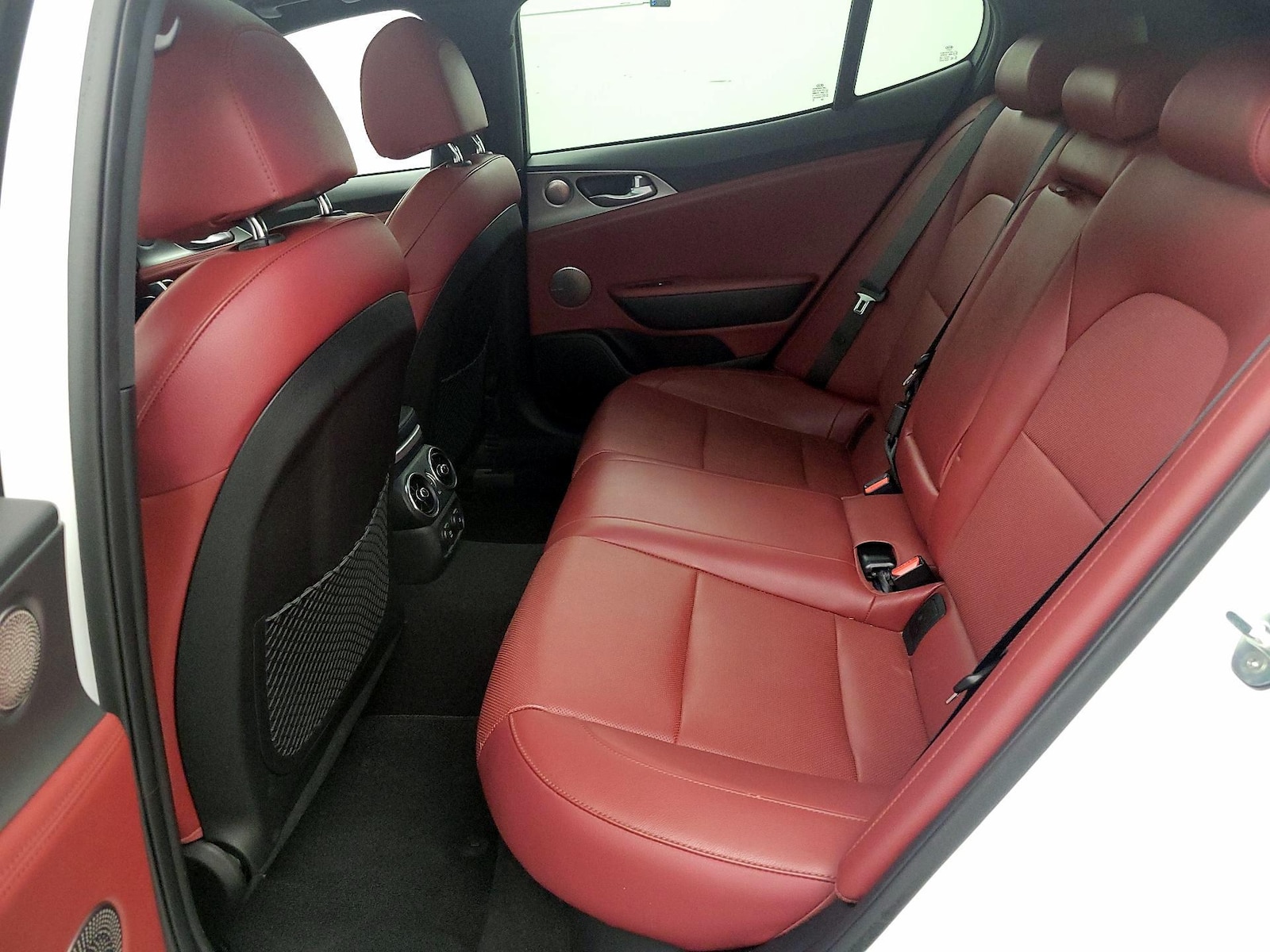 2020 Kia Stinger GT1 - Photo 21