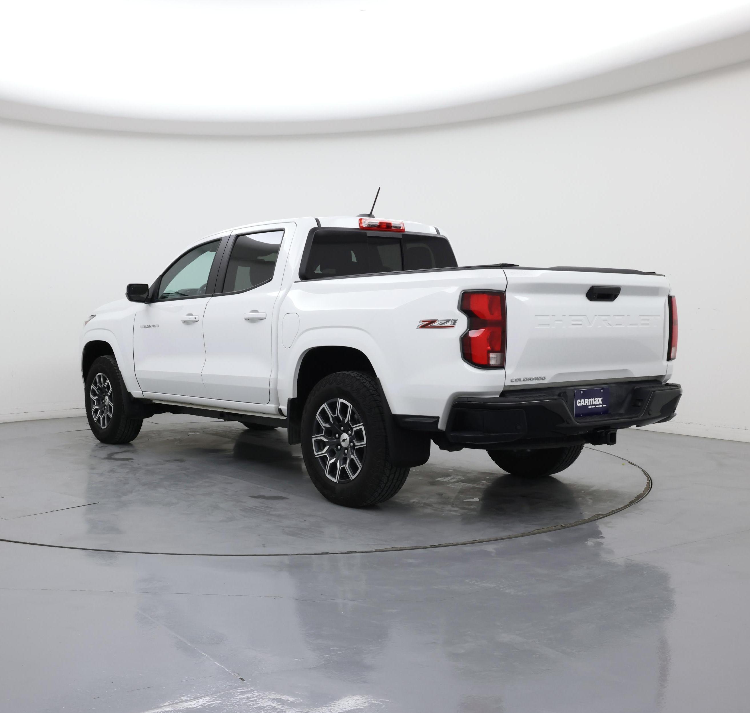 Thumbnail: 2024 Chevrolet Colorado - 2