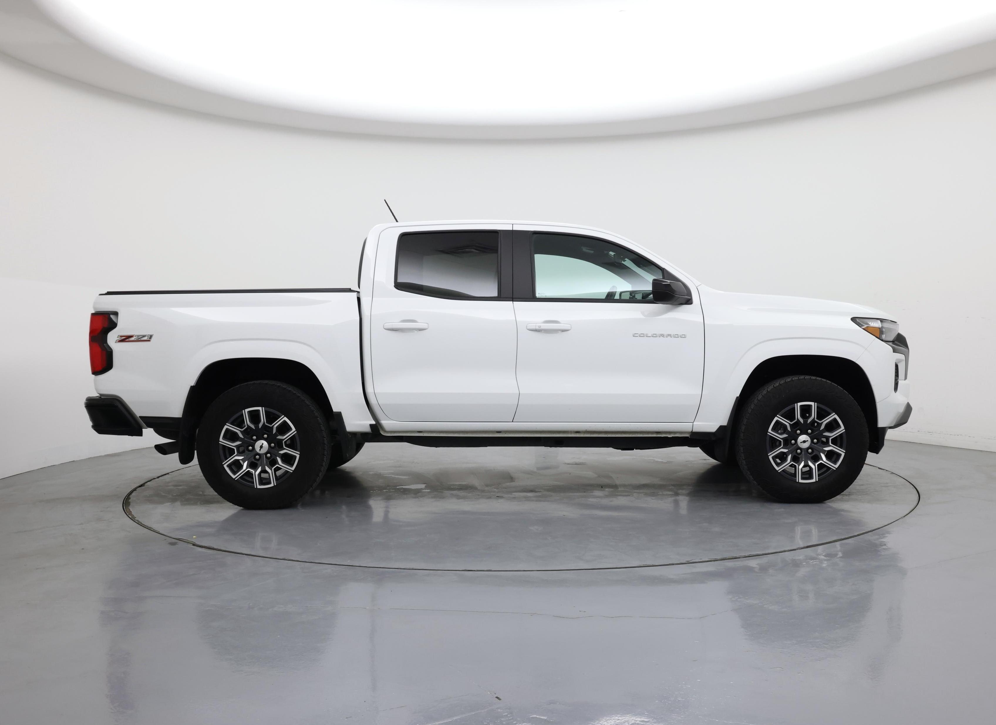 Thumbnail: 2024 Chevrolet Colorado - 7