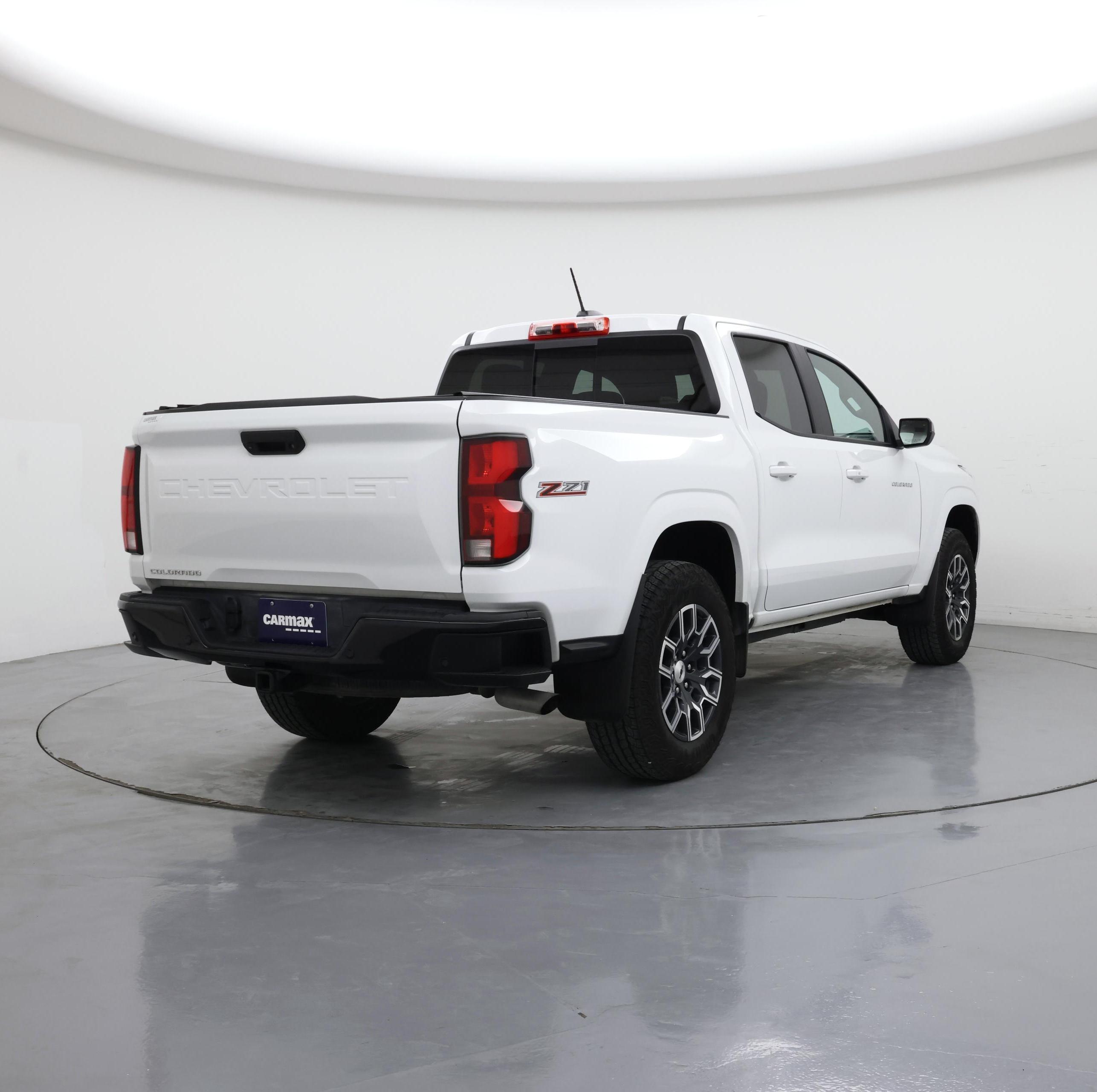 Thumbnail: 2024 Chevrolet Colorado - 8