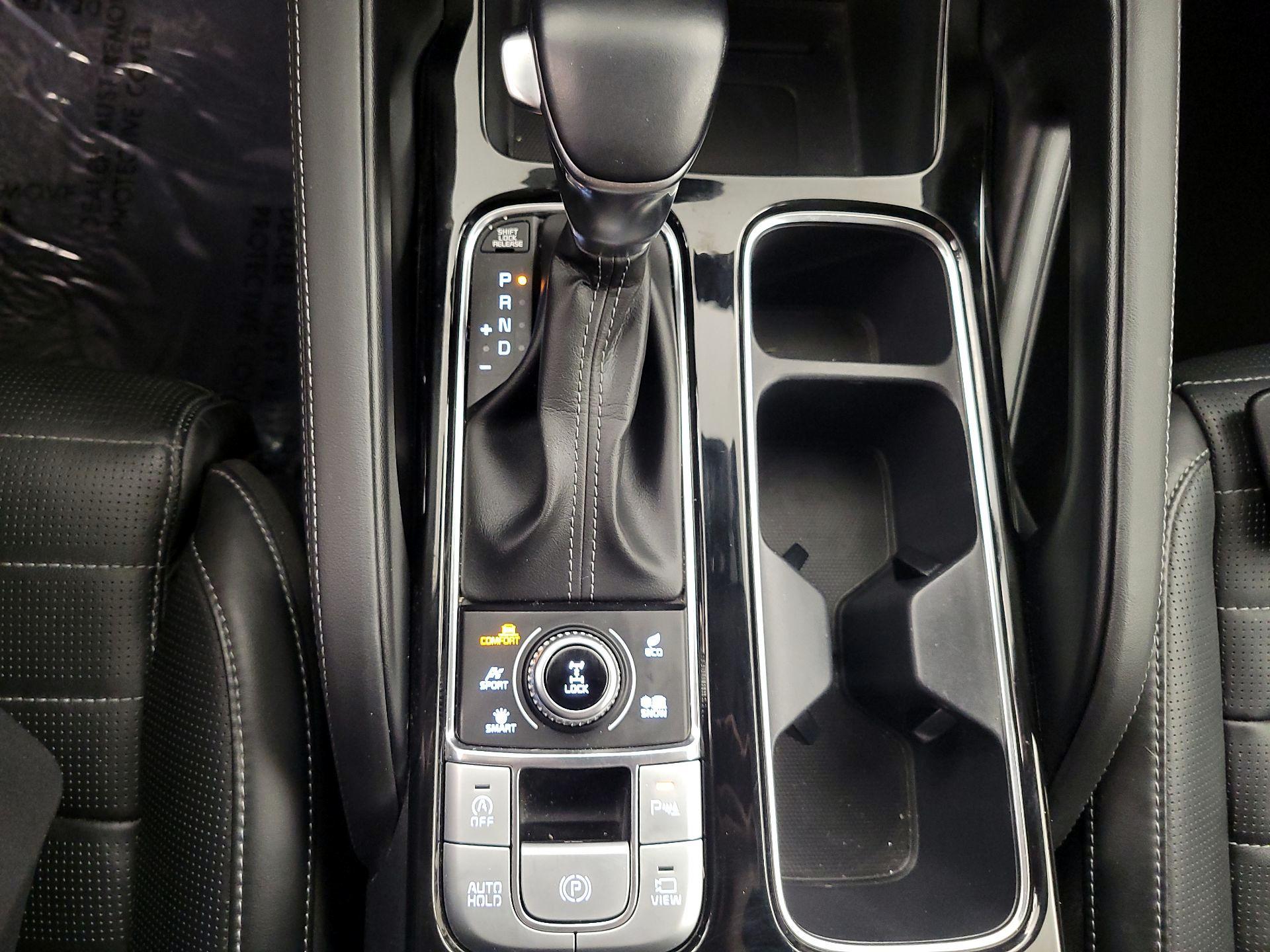 Thumbnail: 2022 Kia Telluride - 16