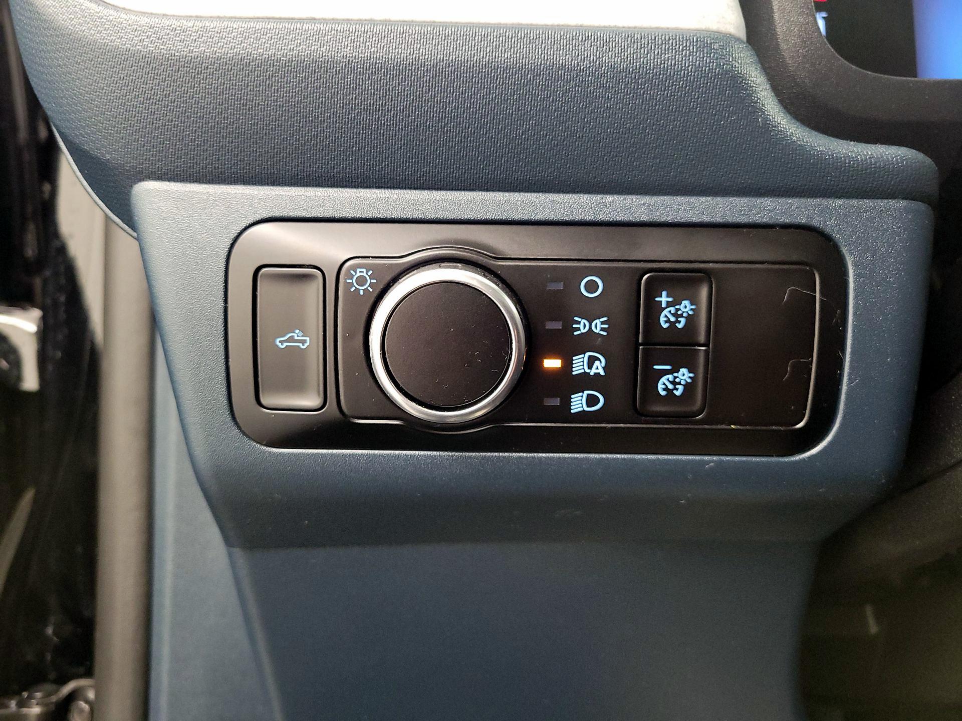 Thumbnail: 2025 Ford Maverick - 13