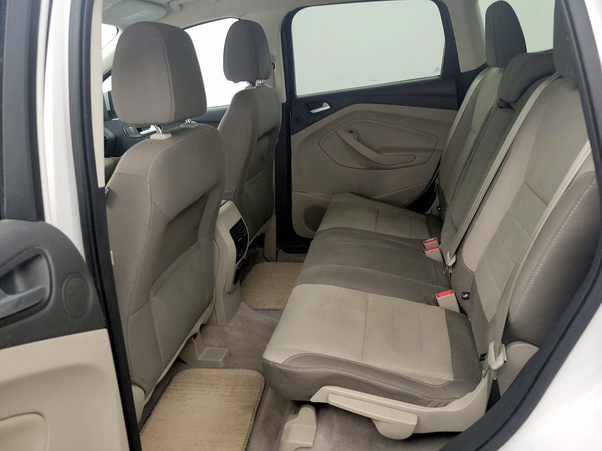 Thumbnail: 2016 Ford Escape - 19