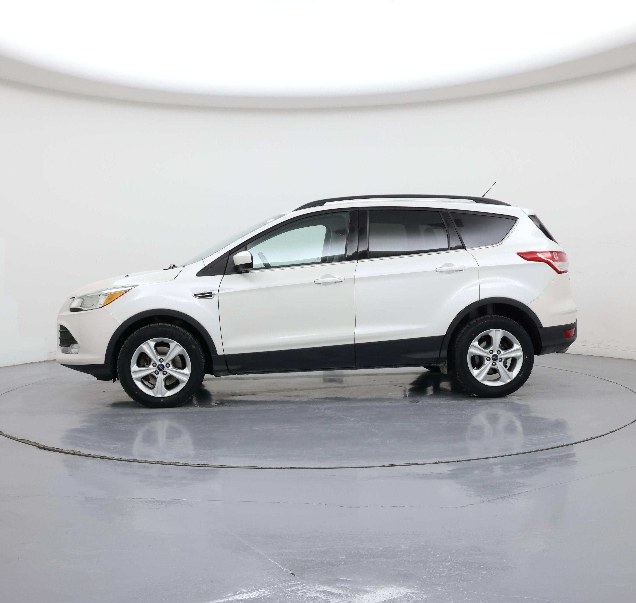Thumbnail: 2016 Ford Escape - 3