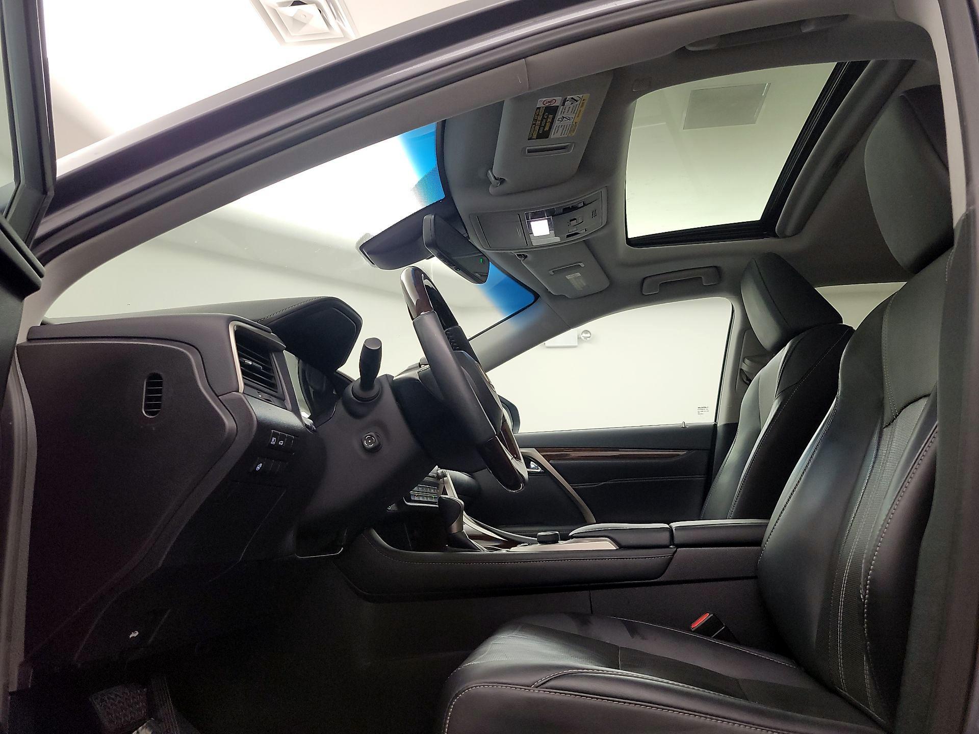 Thumbnail: 2018 Lexus RX - 19