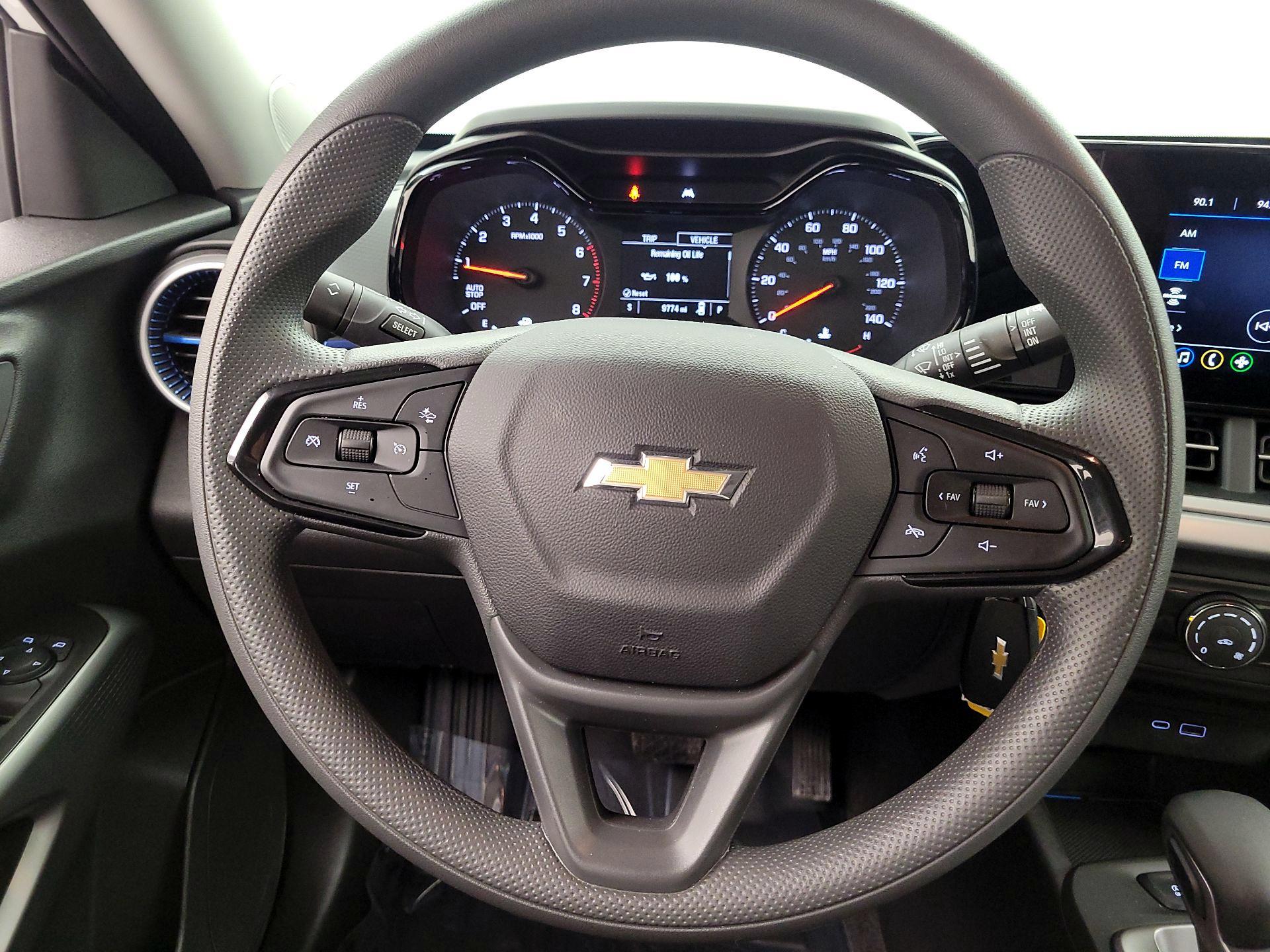 Thumbnail: 2025 Chevrolet Trax - 10