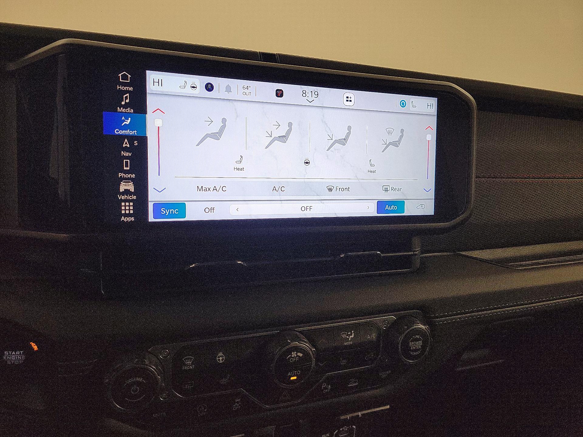 Thumbnail: 2024 Jeep Wrangler - 17