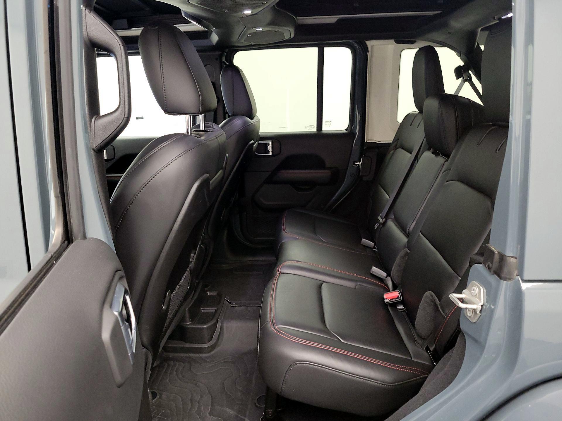 Thumbnail: 2024 Jeep Wrangler - 20