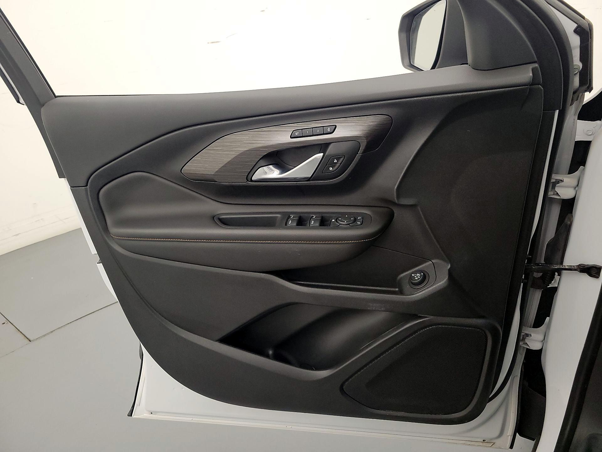 Thumbnail: 2020 GMC Terrain - 12