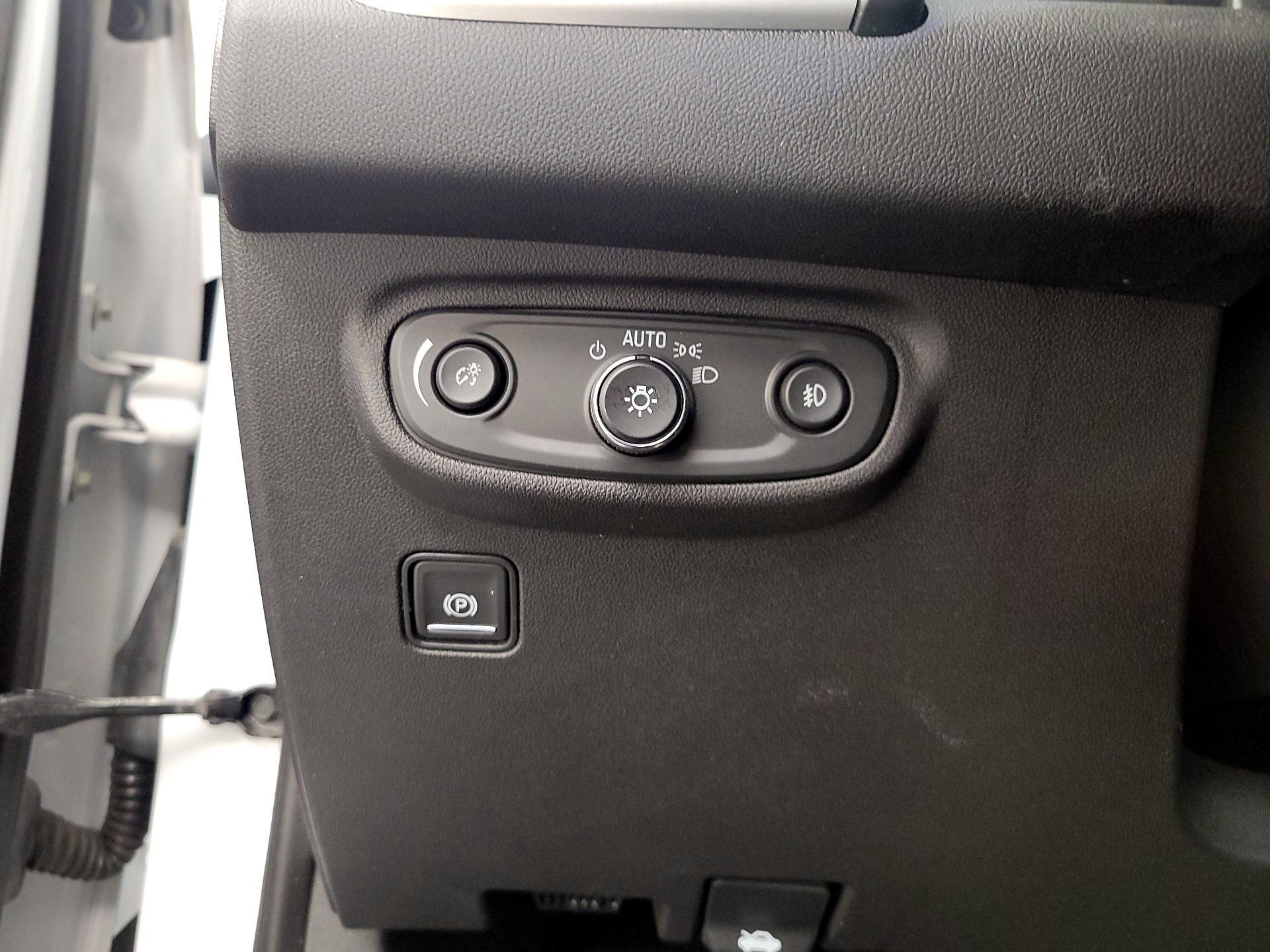 Thumbnail: 2020 GMC Terrain - 13