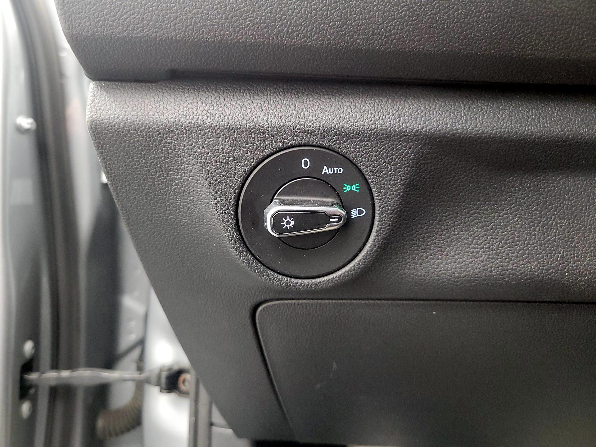 Thumbnail: 2023 Volkswagen Jetta - 13