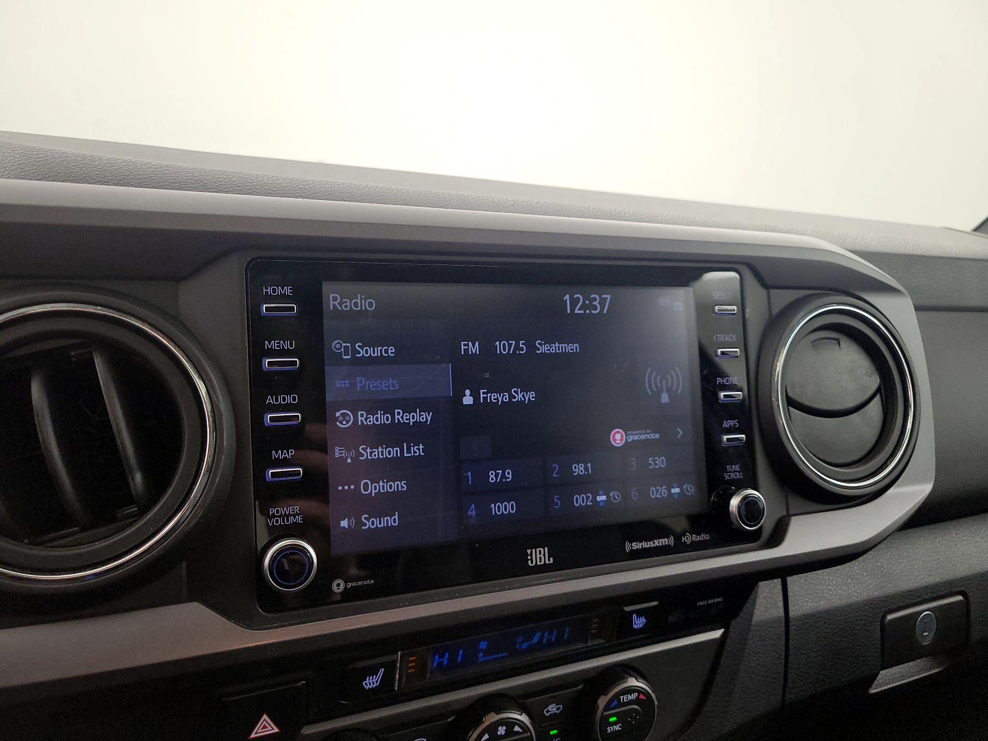 Thumbnail: 2022 Toyota Tacoma - 16