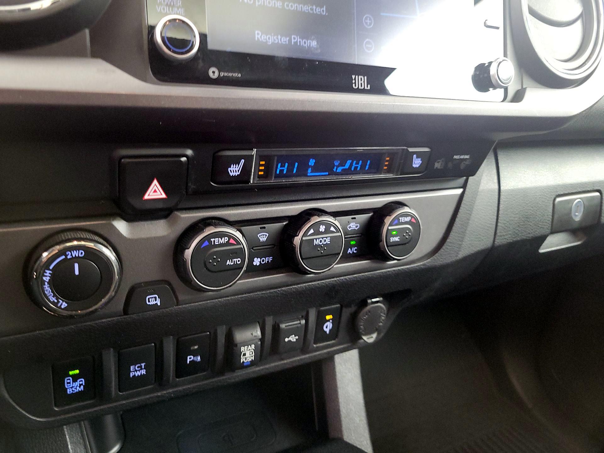 Thumbnail: 2022 Toyota Tacoma - 17