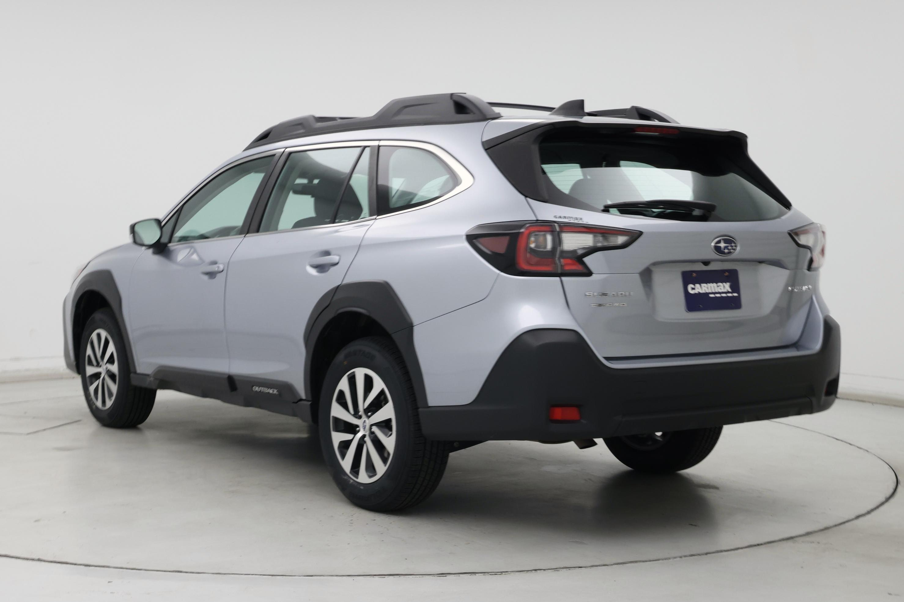 Thumbnail: 2023 Subaru Outback - 2
