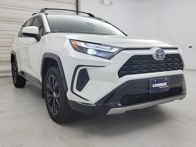 White 2022 Toyota RAV4 Hybrid SE
