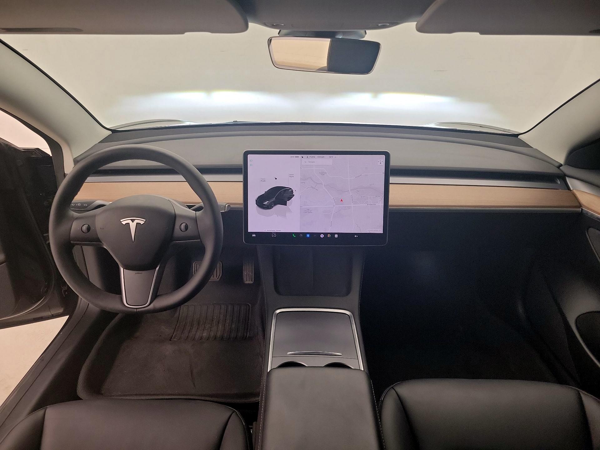 Thumbnail: 2022 Tesla Model 3 - 9