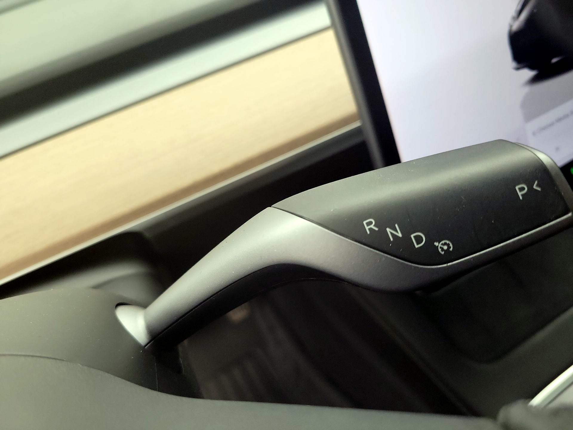 Thumbnail: 2022 Tesla Model 3 - 17
