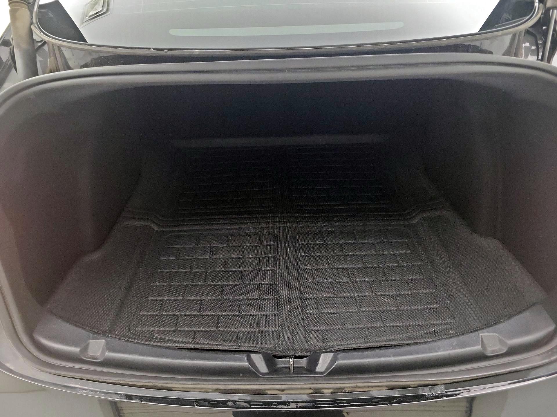 Thumbnail: 2022 Tesla Model 3 - 19