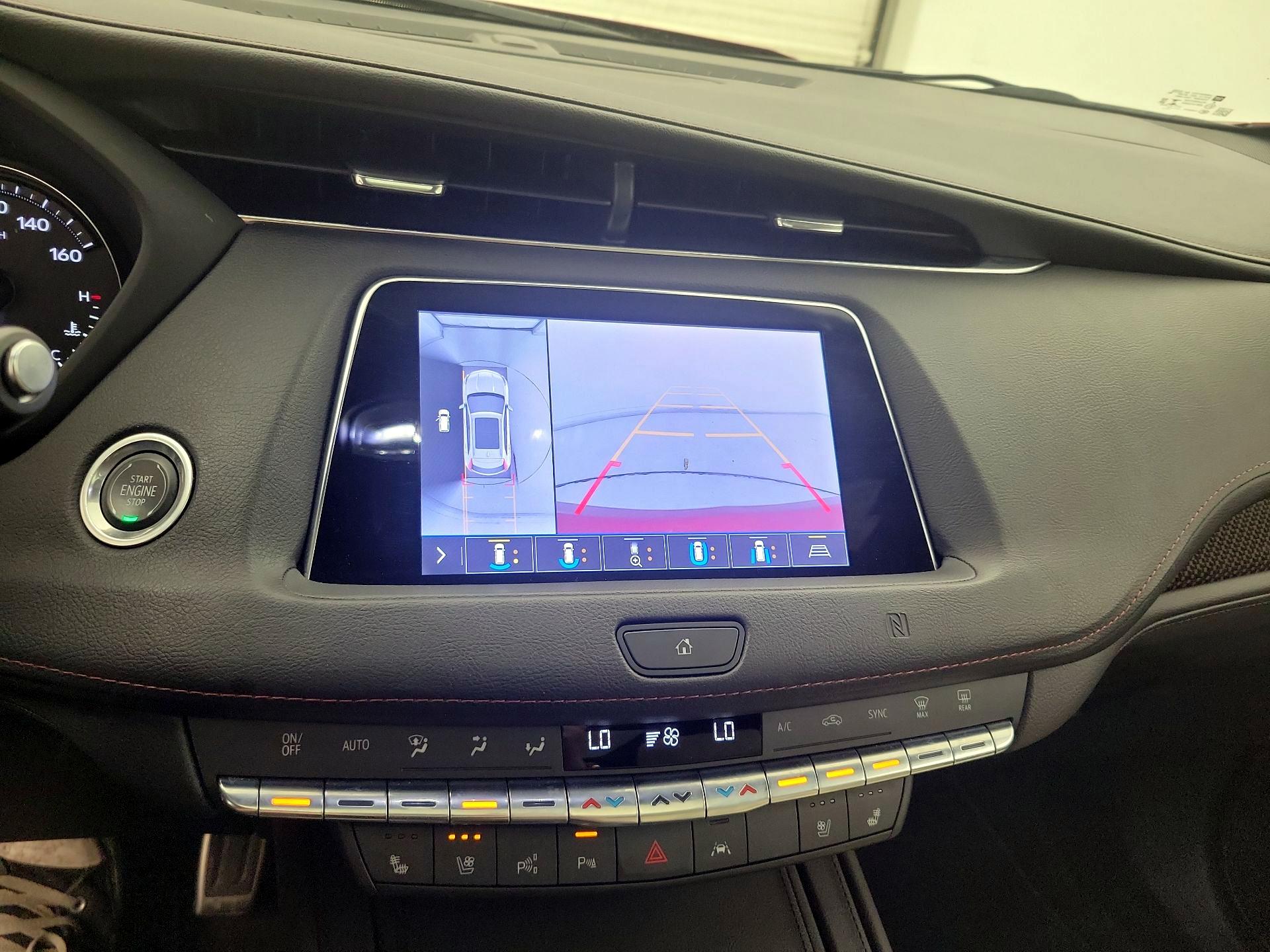 Thumbnail: 2019 Cadillac XT4 - 12