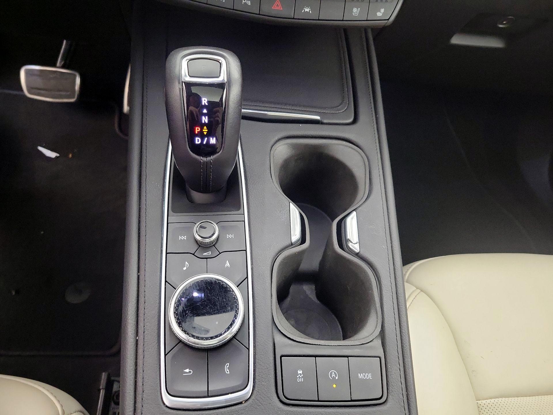Thumbnail: 2019 Cadillac XT4 - 15