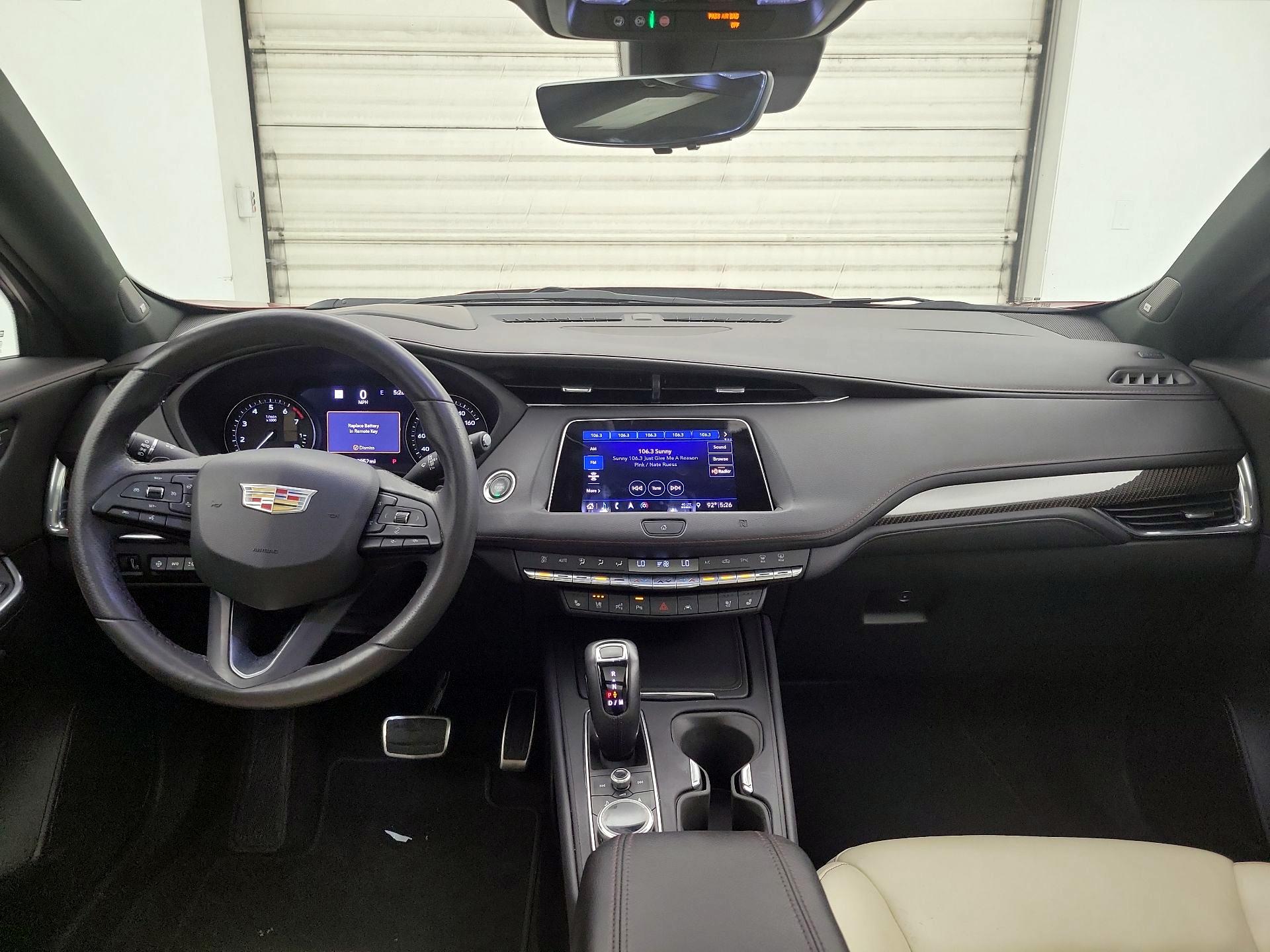 Thumbnail: 2019 Cadillac XT4 - 8
