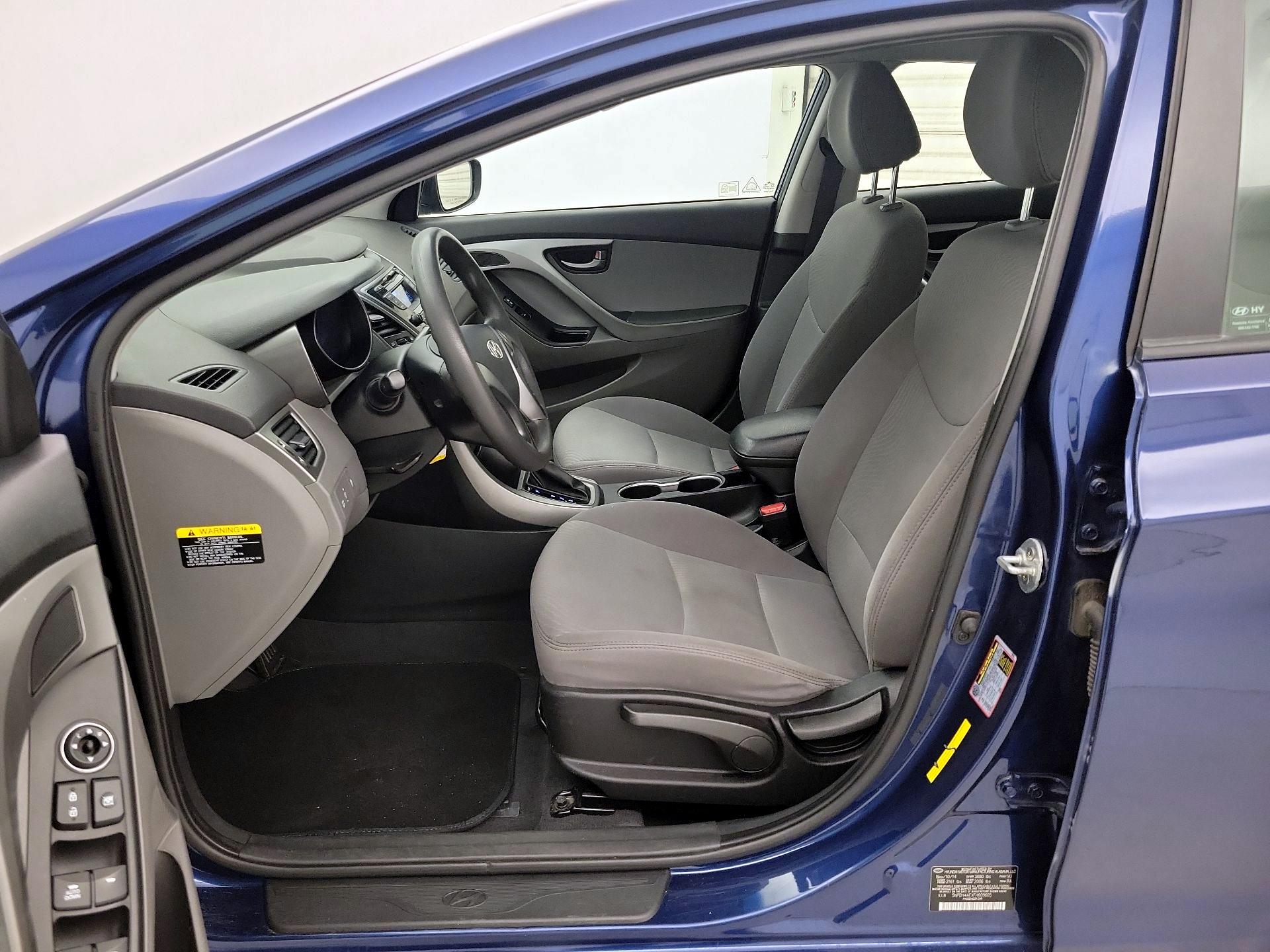 Thumbnail: 2015 Hyundai Elantra - 11