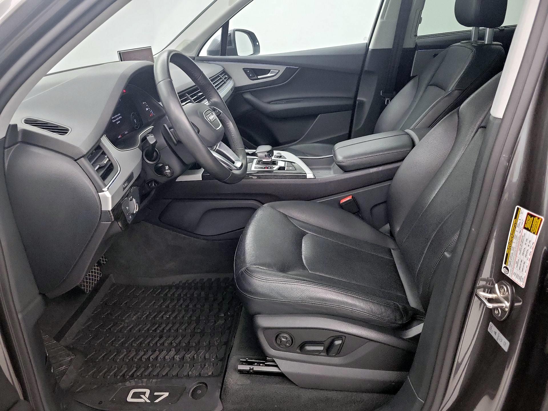 Thumbnail: 2019 Audi Q7 - 11