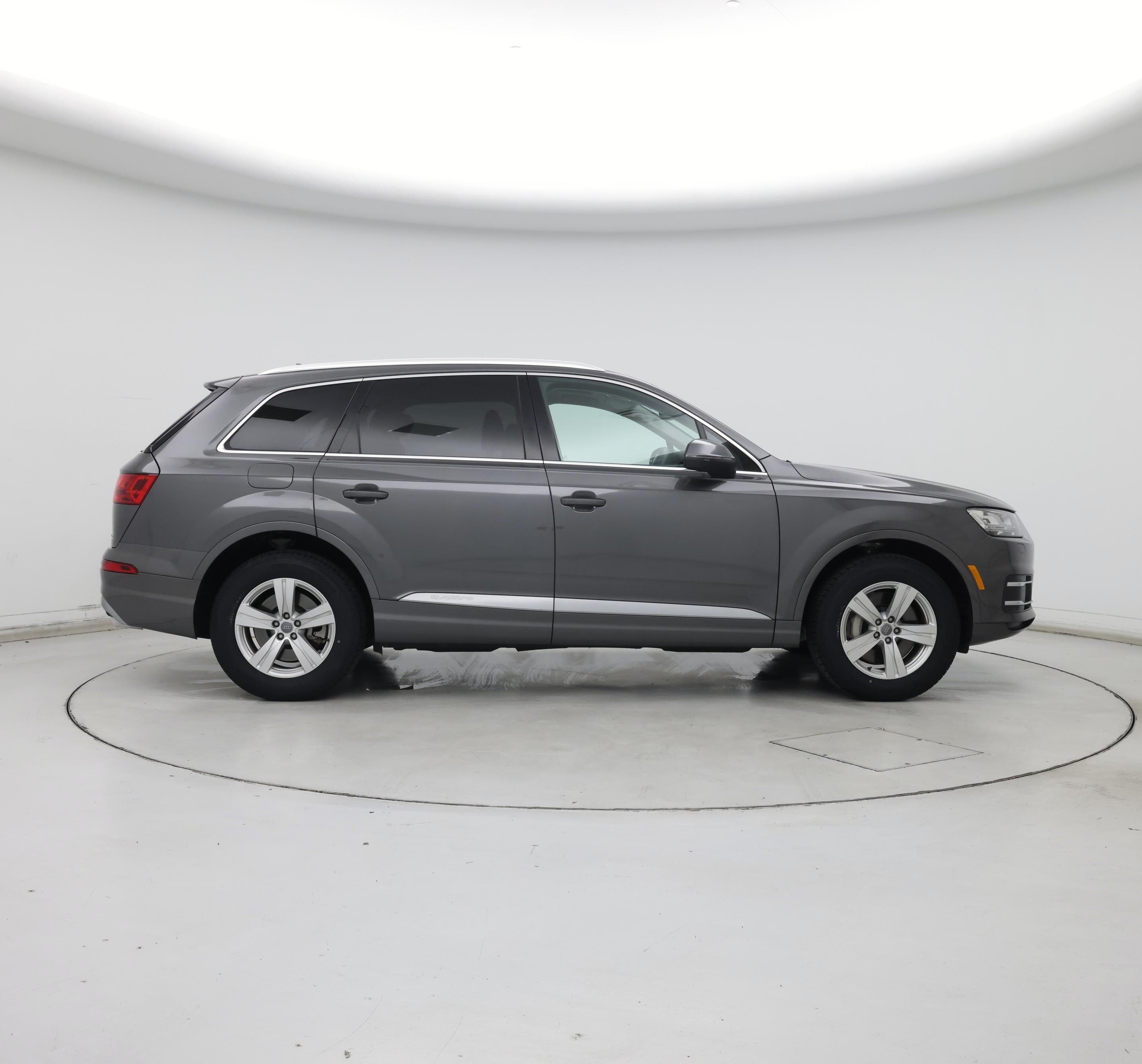 Thumbnail: 2019 Audi Q7 - 7