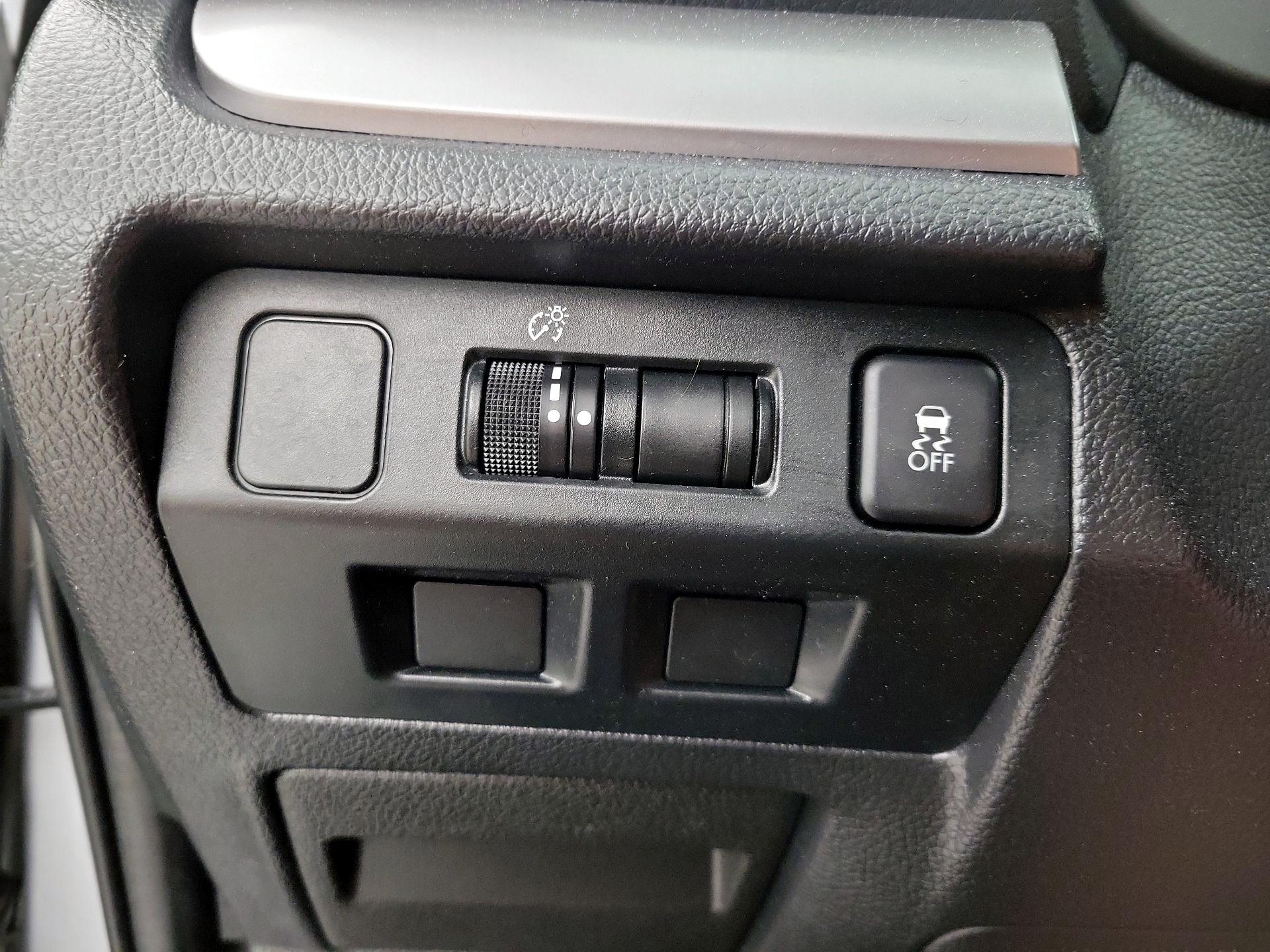 Thumbnail: 2017 Subaru Forester - 13