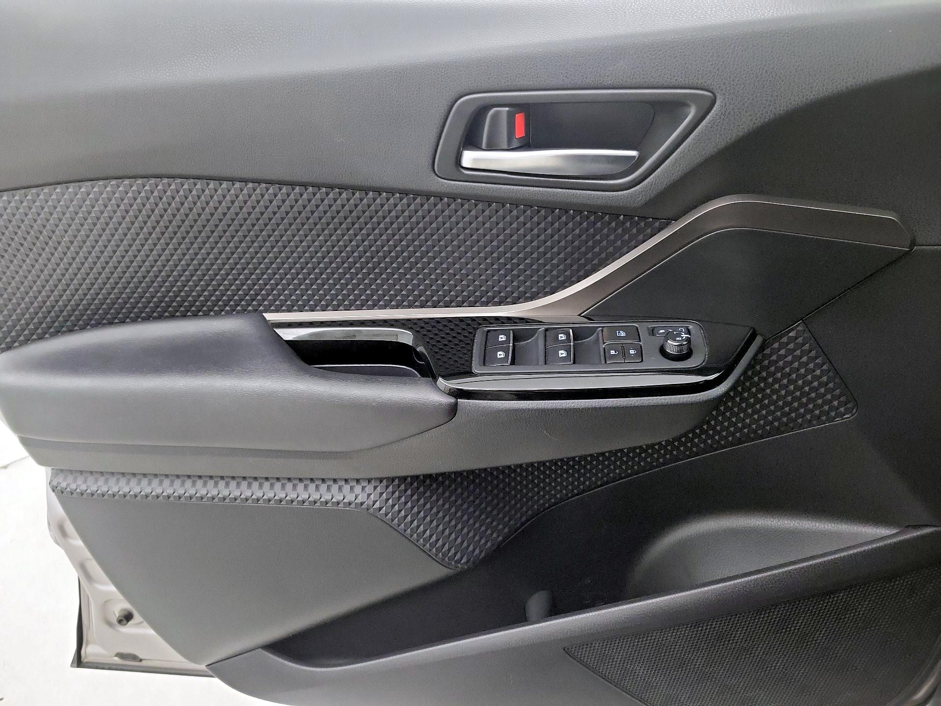 Thumbnail: 2019 Toyota C-HR - 12