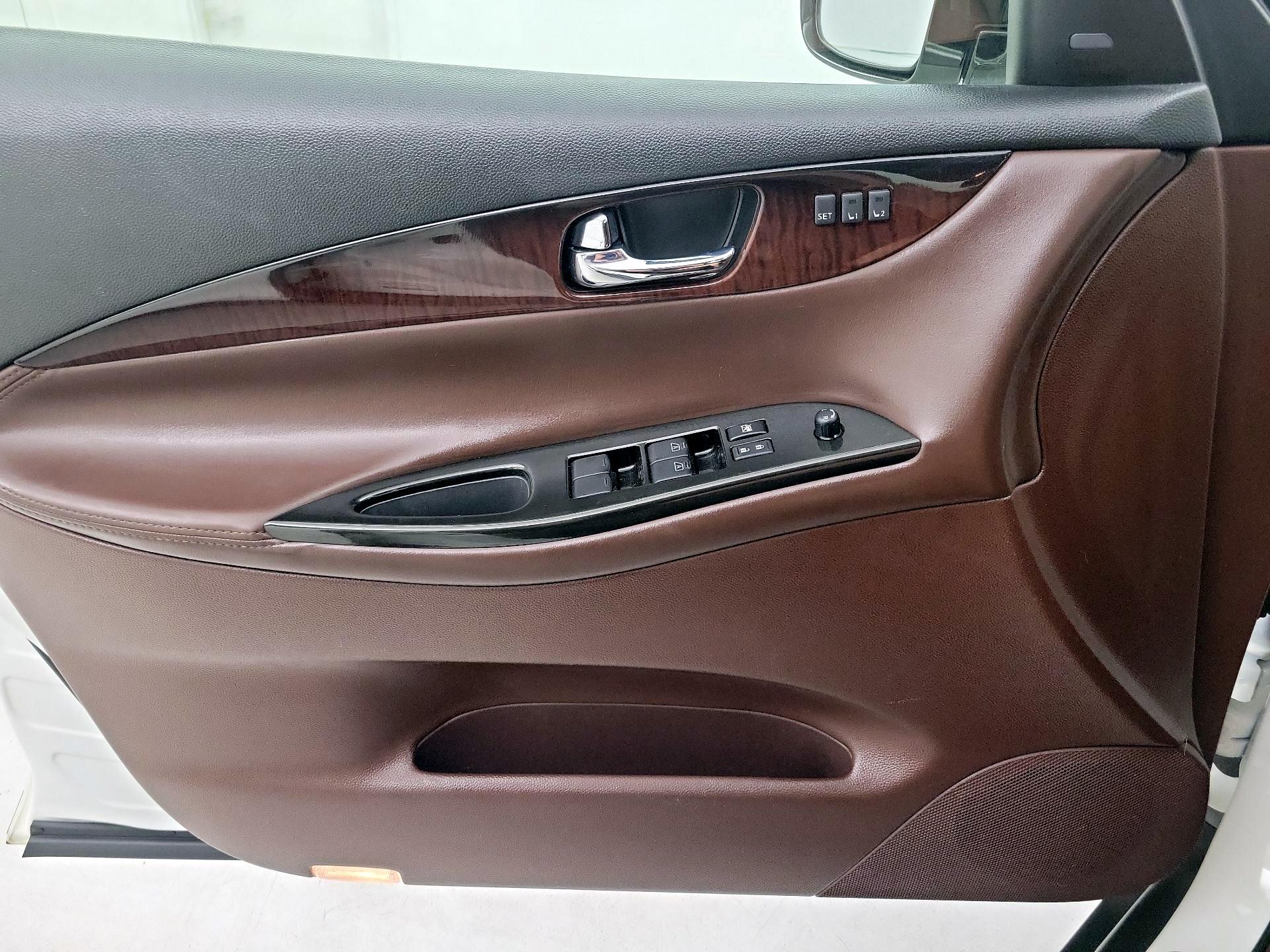 Thumbnail: 2015 INFINITI QX50 - 12