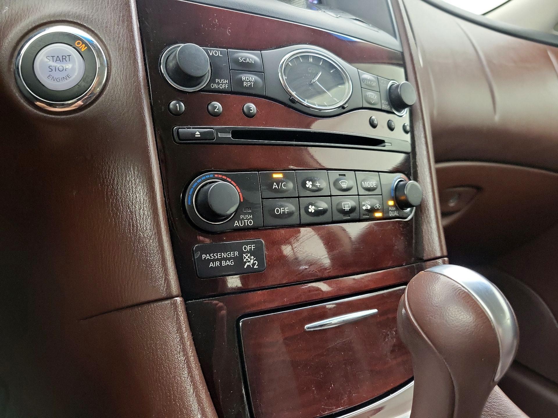 Thumbnail: 2015 INFINITI QX50 - 17