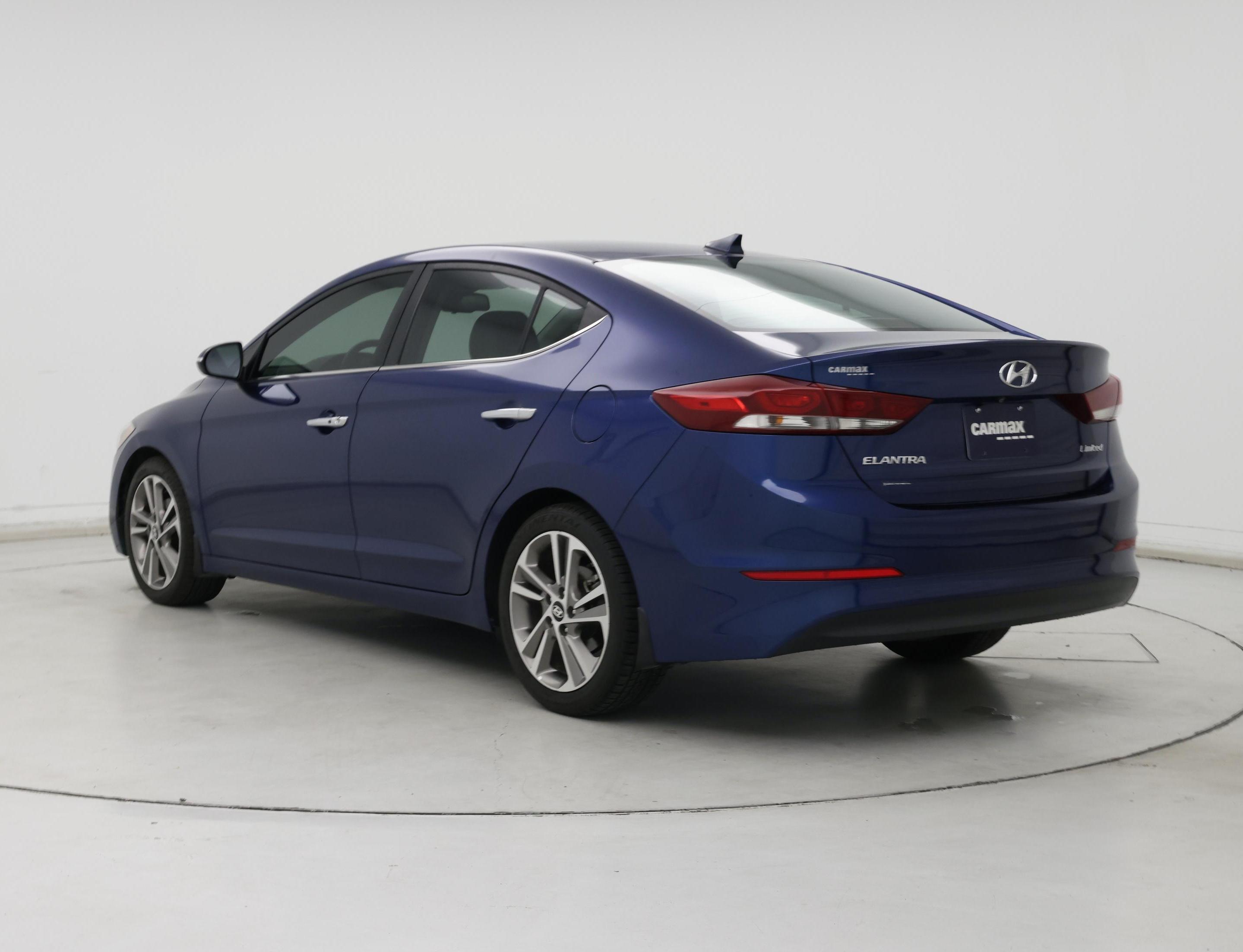 Thumbnail: 2017 Hyundai Elantra - 2