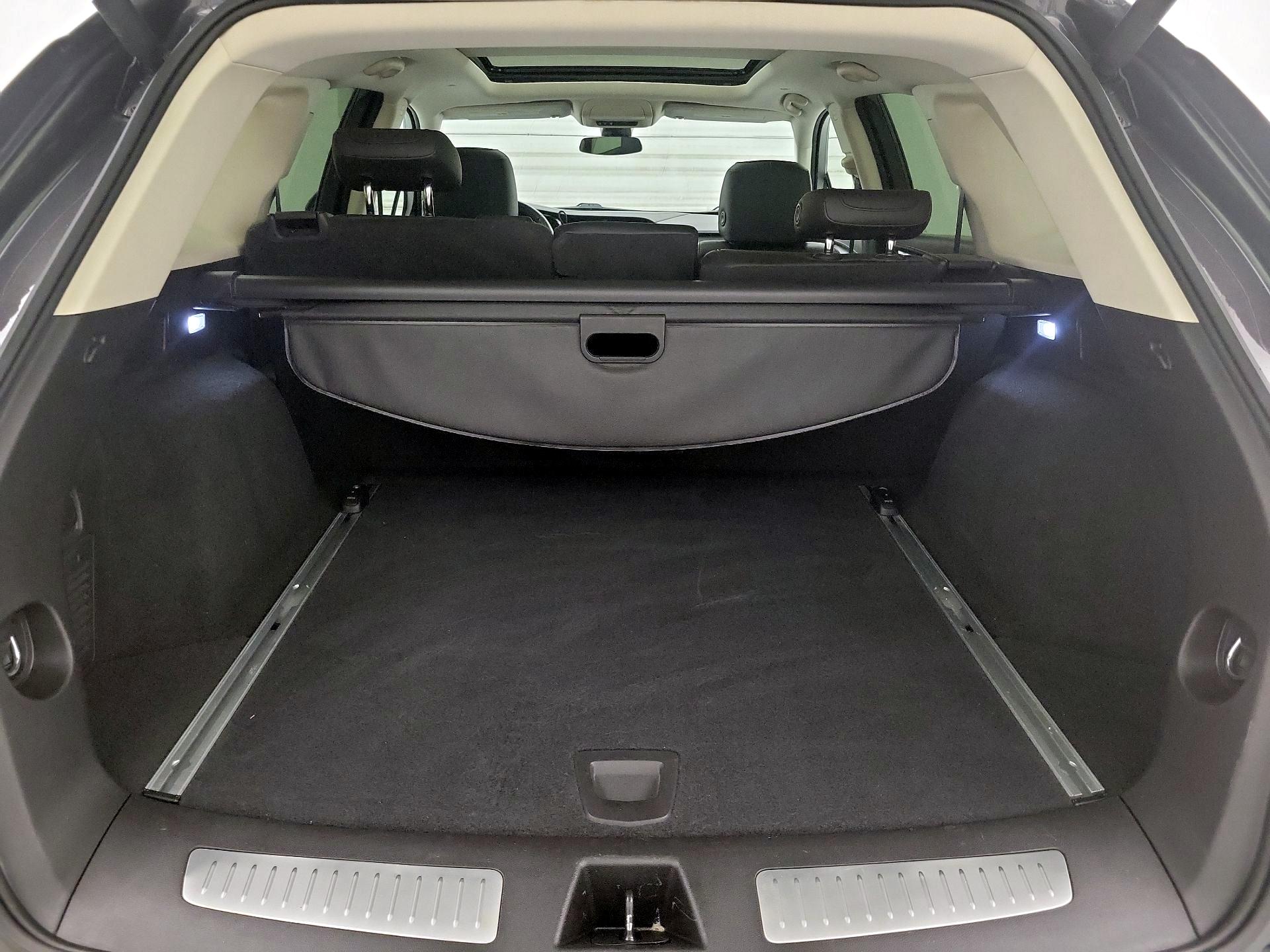 Thumbnail: 2017 Cadillac XT5 - 20