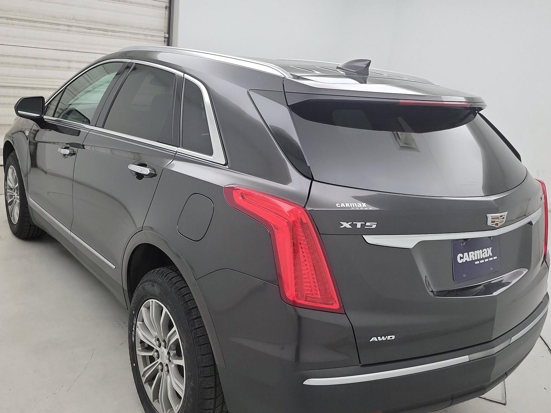 Thumbnail: 2017 Cadillac XT5 - 7