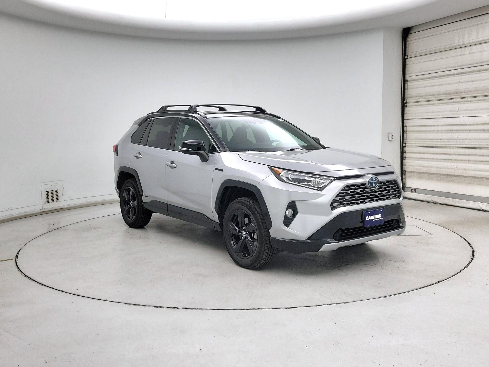 Thumbnail: 2019 Toyota RAV4 - 1