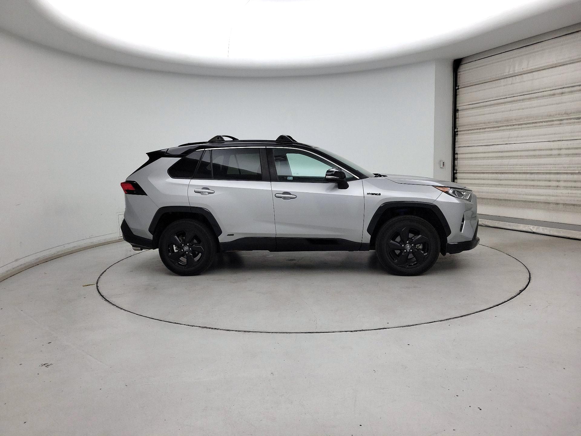 Thumbnail: 2019 Toyota RAV4 - 4
